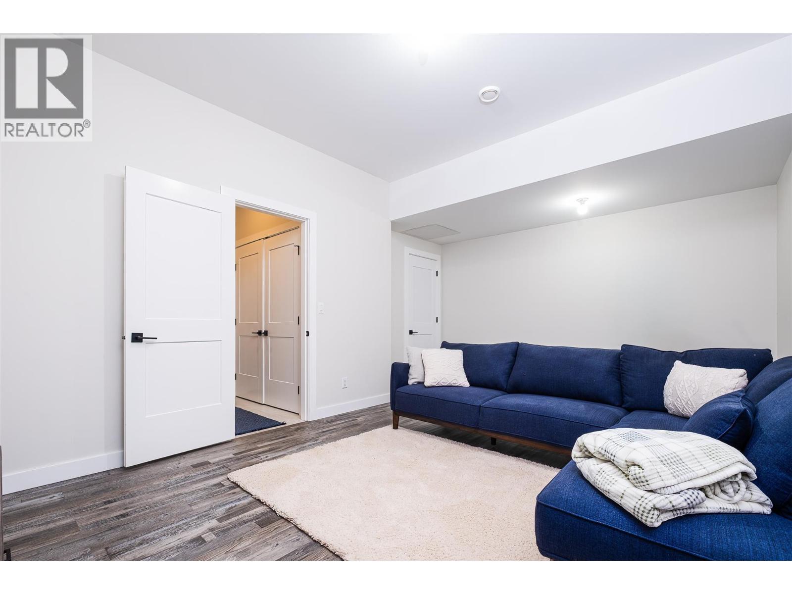 2452 Washington Street Unit# 4, Rossland, British Columbia  V0G 1Y0 - Photo 33 - 10389747