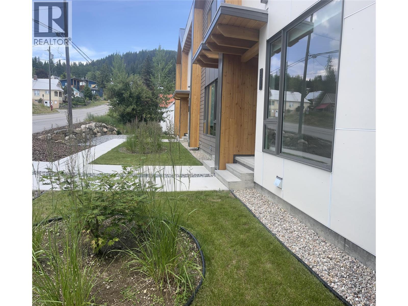 2452 Washington Street Unit# 4, Rossland, British Columbia  V0G 1Y0 - Photo 39 - 10389747