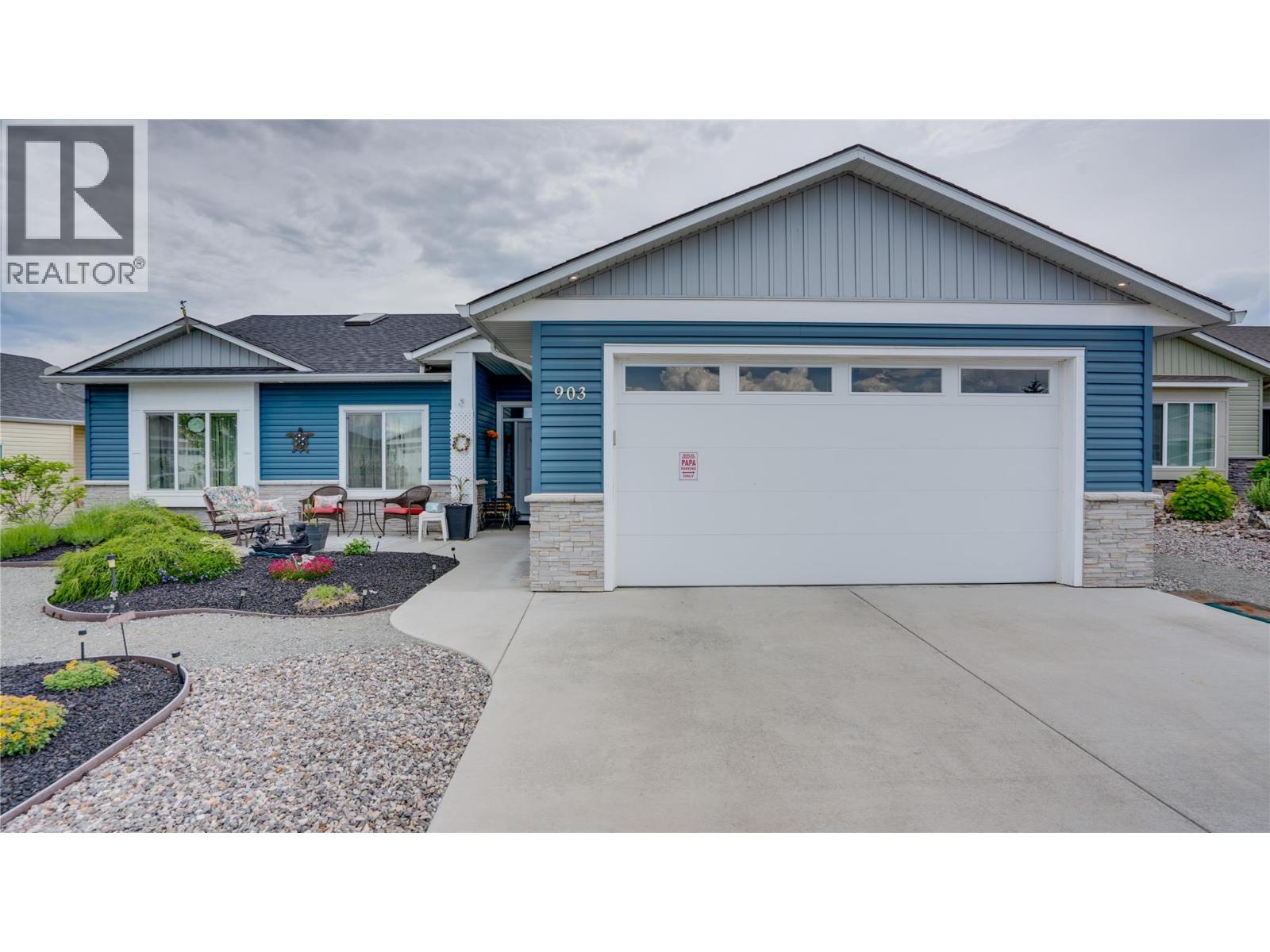 903 9 Avenue, Vernon, British Columbia  V1H 1Z1 - Photo 8 - 10390433