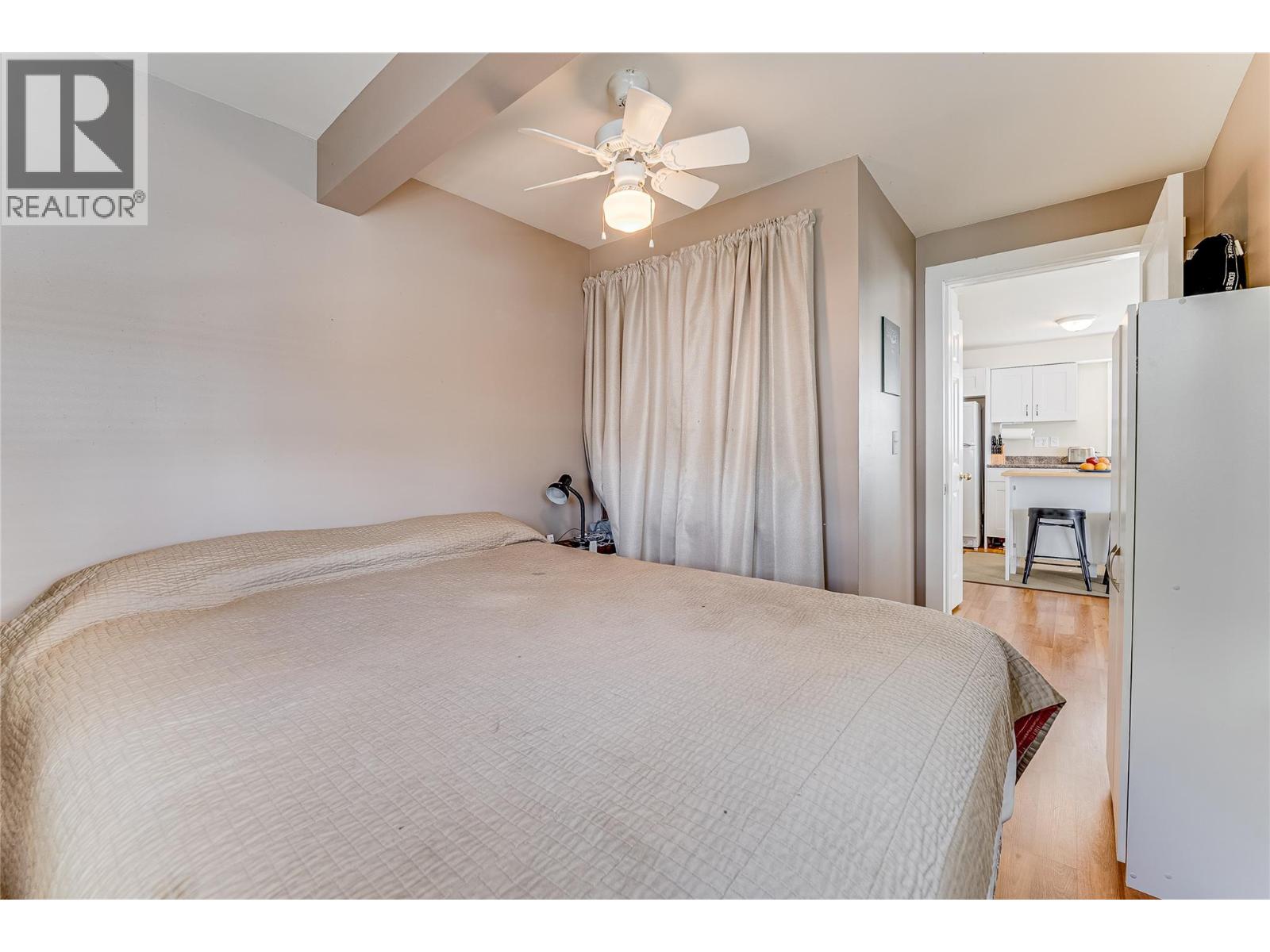 5853 Cosens Bay Road, Vernon, British Columbia  V1B 1N7 - Photo 14 - 10390152