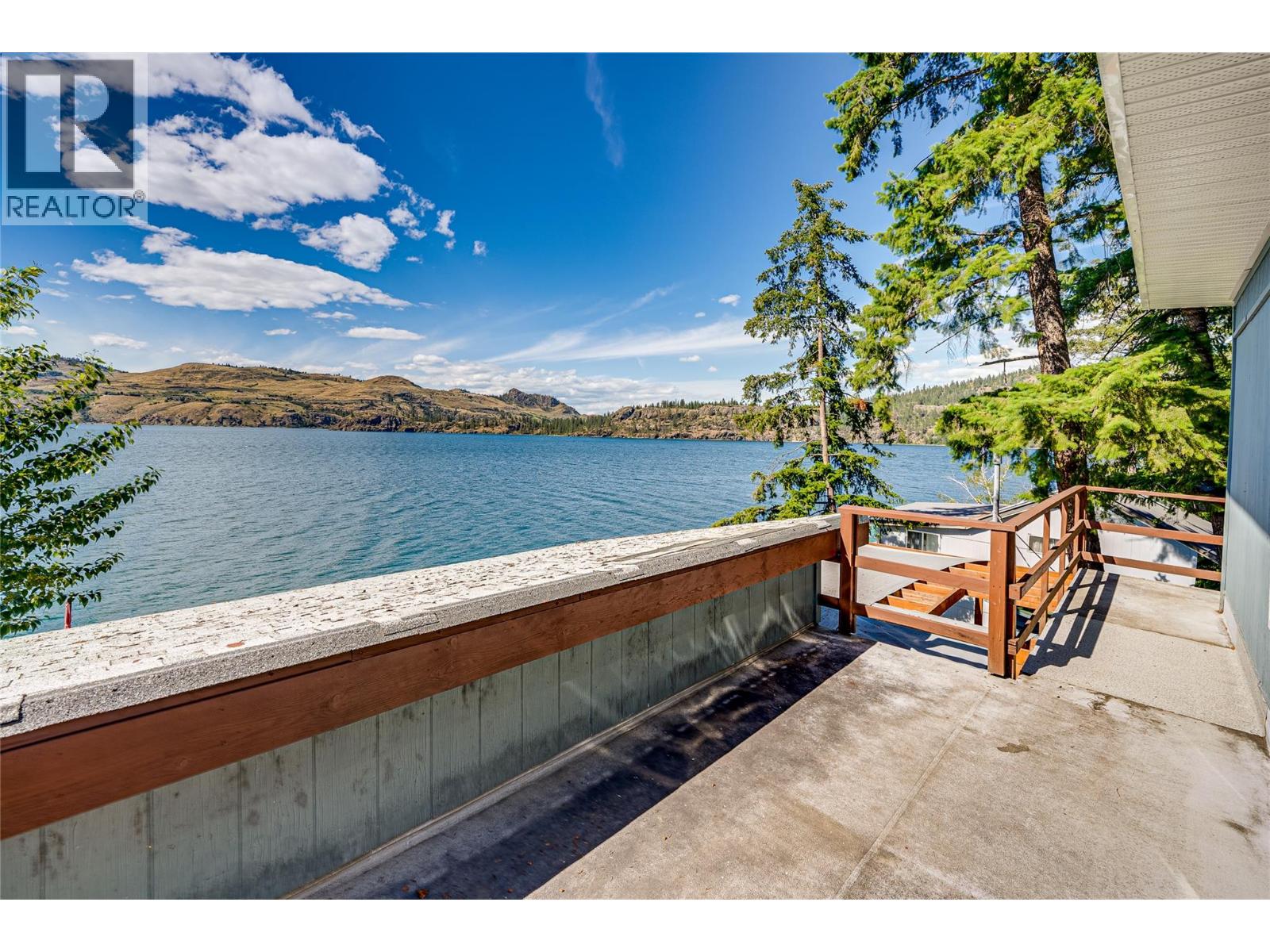 5853 Cosens Bay Road, Vernon, British Columbia  V1B 1N7 - Photo 25 - 10390152