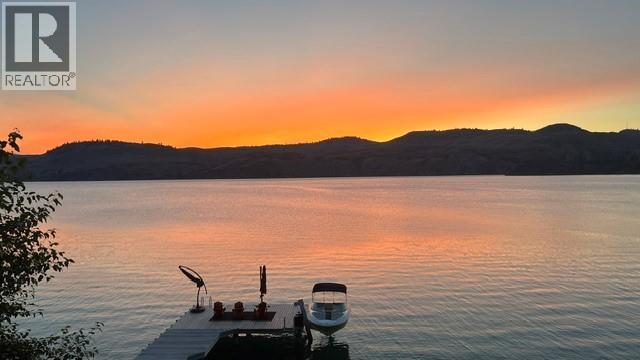 5853 Cosens Bay Road, Vernon, British Columbia  V1B 1N7 - Photo 27 - 10390152