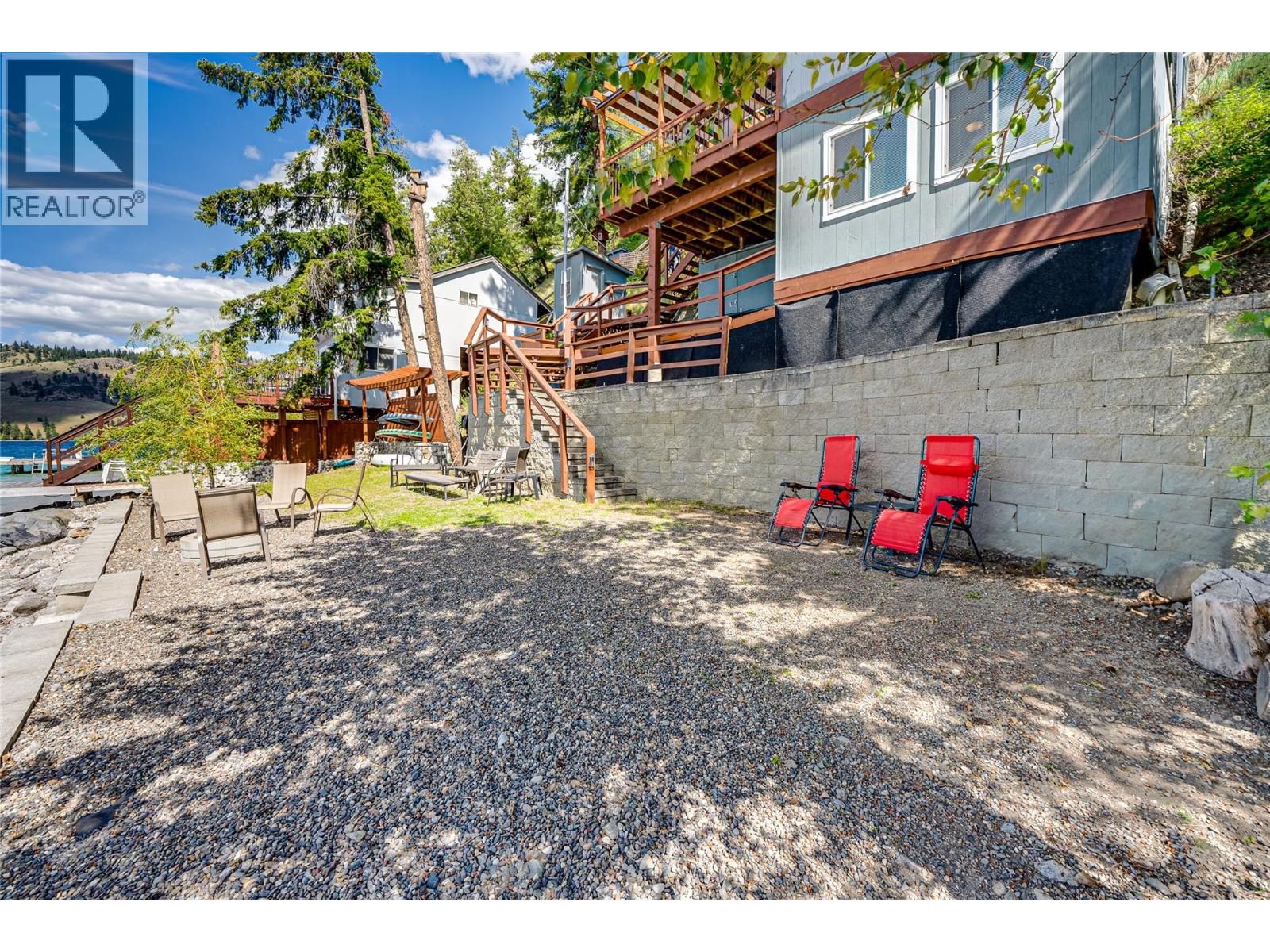 5853 Cosens Bay Road, Vernon, British Columbia  V1B 1N7 - Photo 28 - 10390152