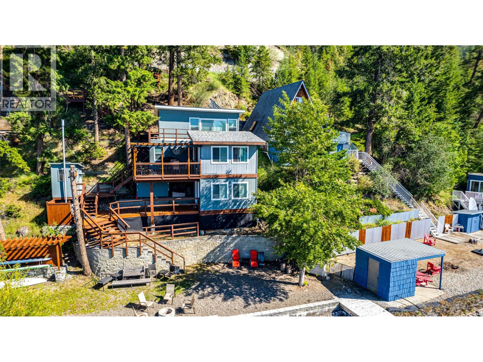 5853 Cosens Bay Road, Vernon, British Columbia  V1B 1N7 - Photo 3 - 10390152
