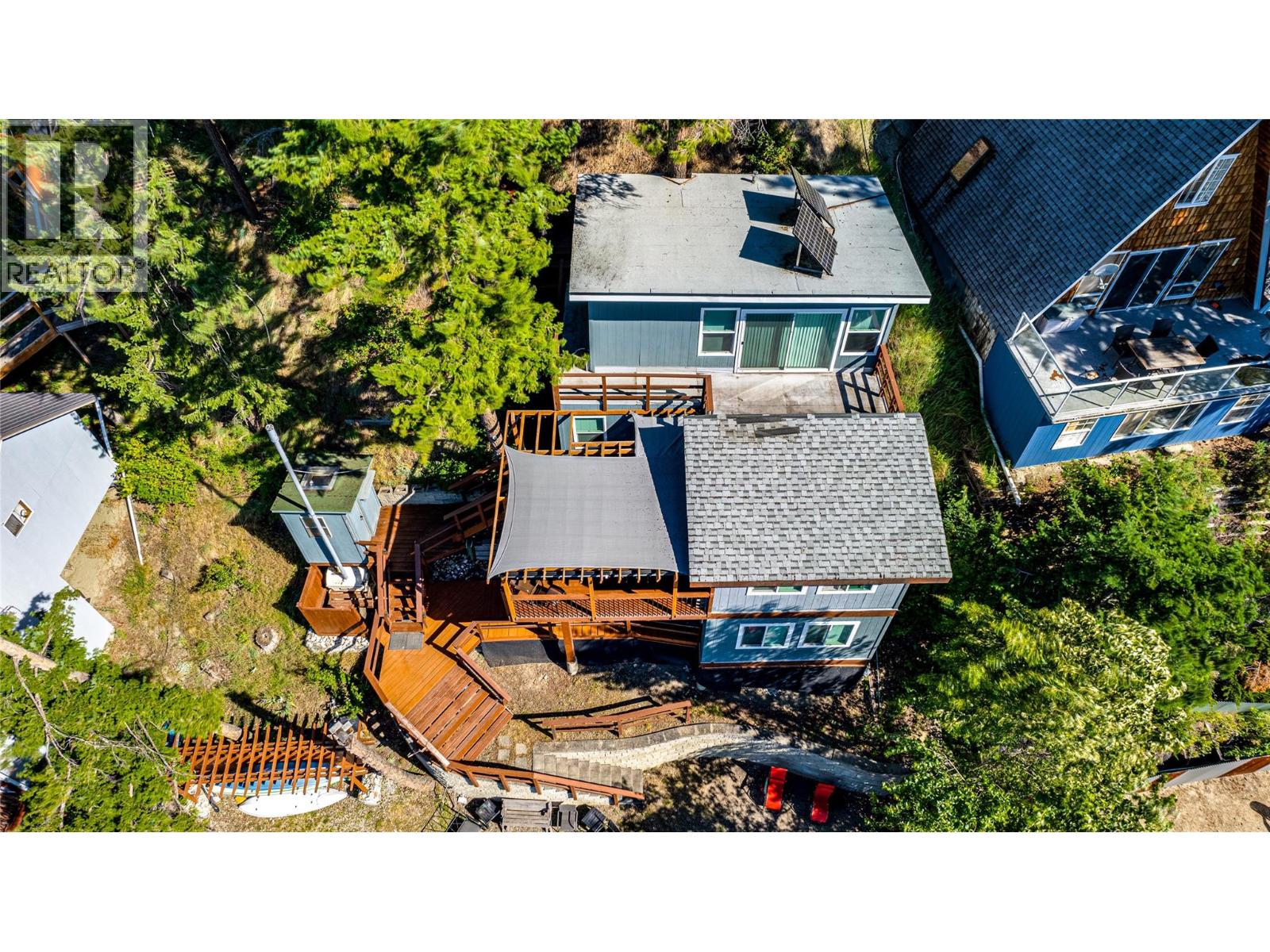 5853 Cosens Bay Road, Vernon, British Columbia  V1B 1N7 - Photo 33 - 10390152