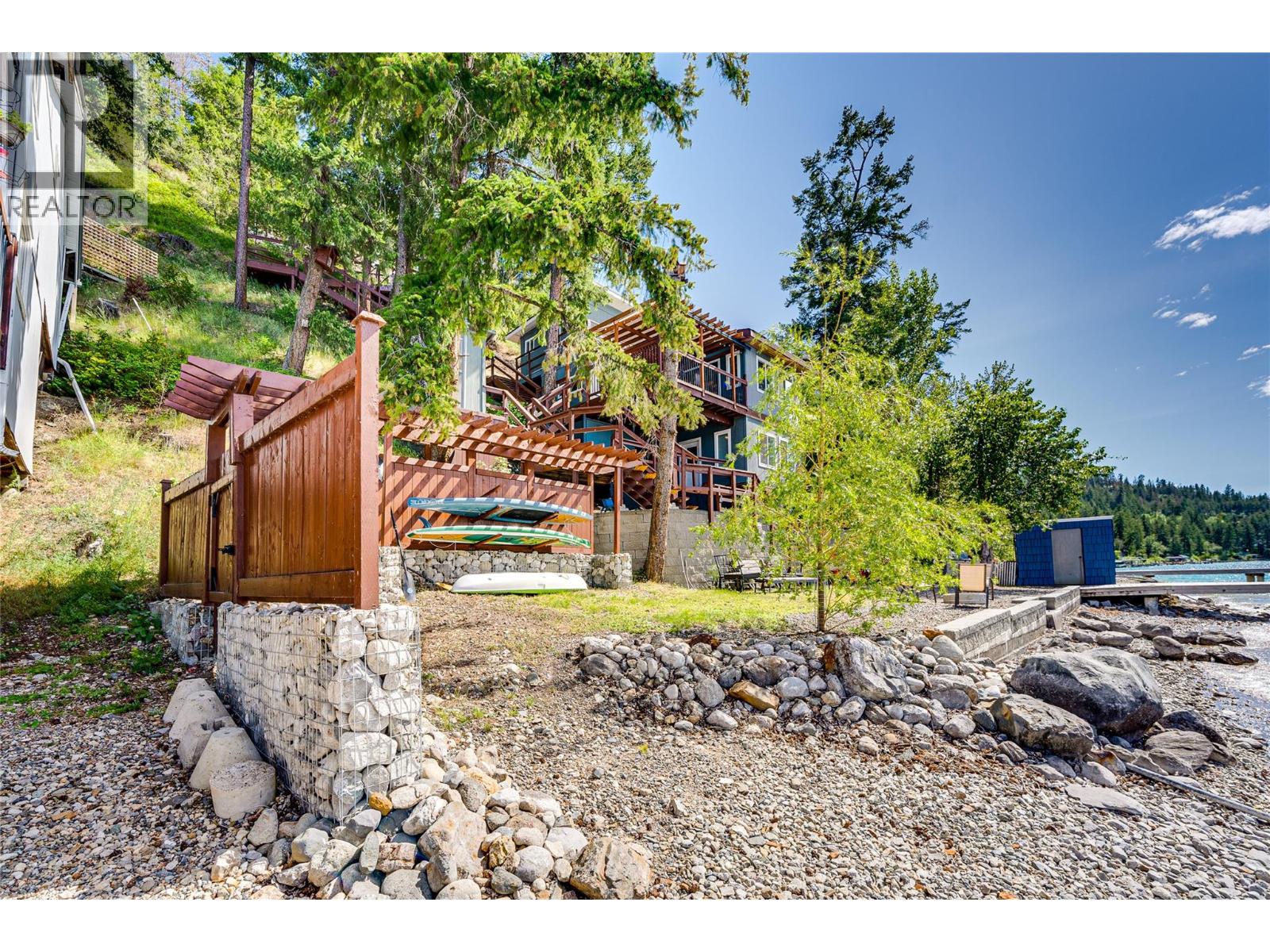 5853 Cosens Bay Road, Vernon, British Columbia  V1B 1N7 - Photo 43 - 10390152
