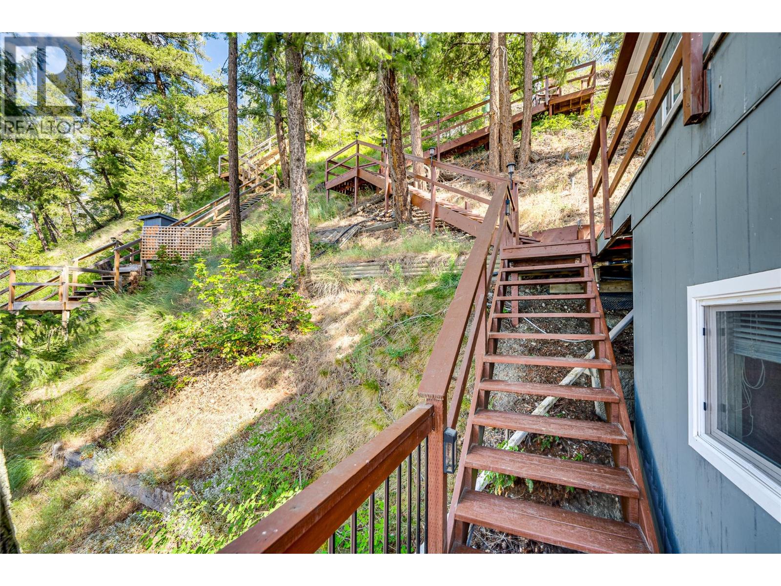 5853 Cosens Bay Road, Vernon, British Columbia  V1B 1N7 - Photo 47 - 10390152