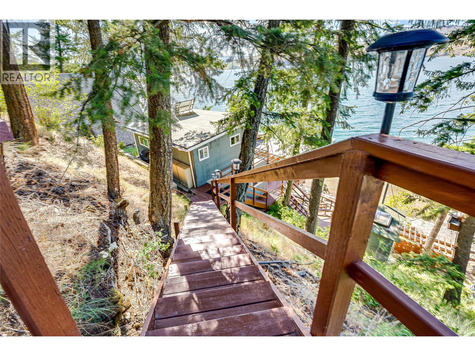 5853 Cosens Bay Road, Vernon, British Columbia  V1B 1N7 - Photo 49 - 10390152