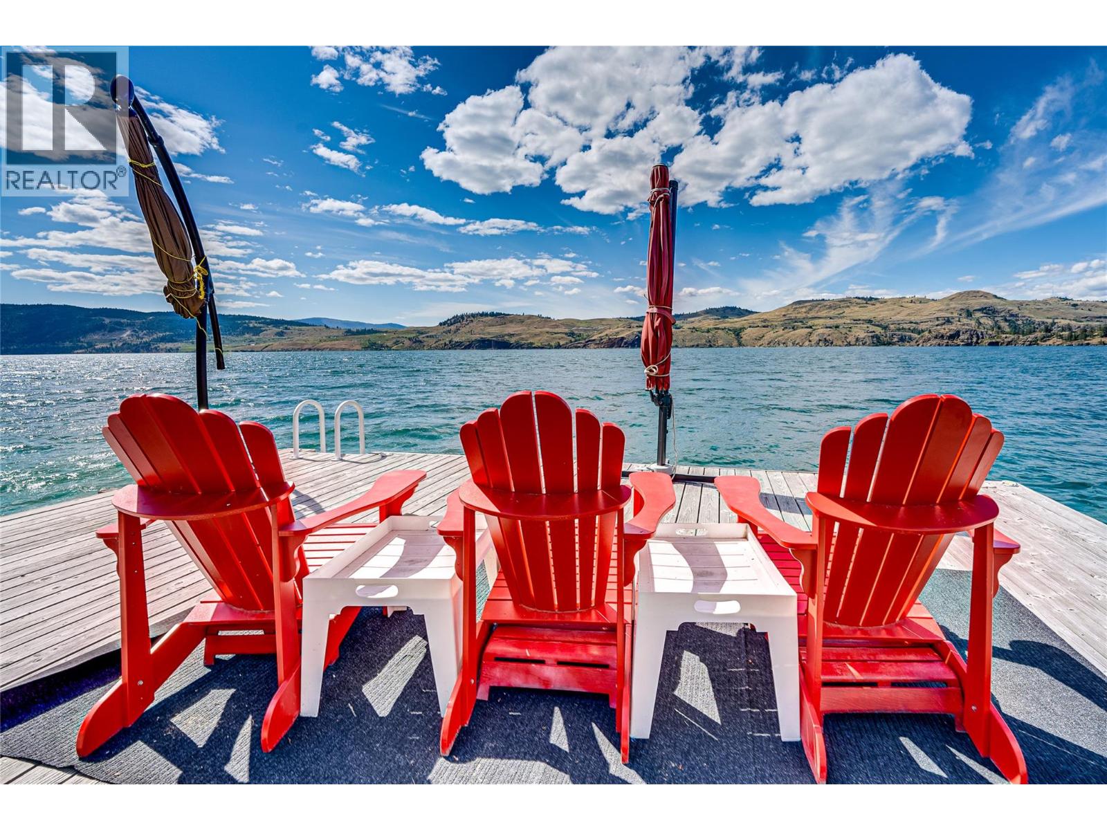 5853 Cosens Bay Road, Vernon, British Columbia  V1B 1N7 - Photo 5 - 10390152