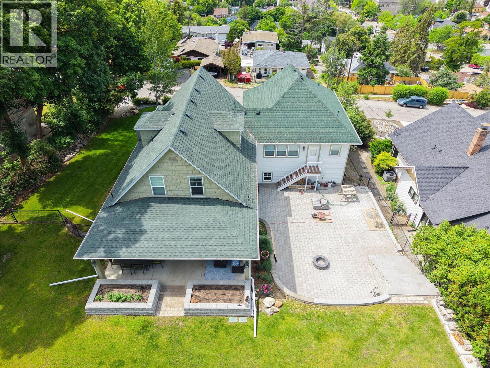 2901 23 Street, Vernon, British Columbia  V1T 4J8 - Photo 2 - 10389983