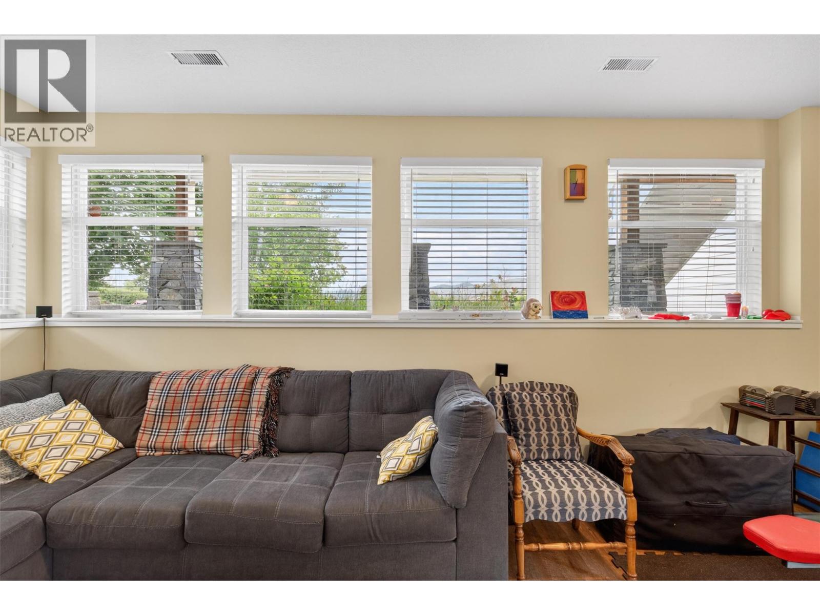 2901 23 Street, Vernon, British Columbia  V1T 4J8 - Photo 71 - 10389983