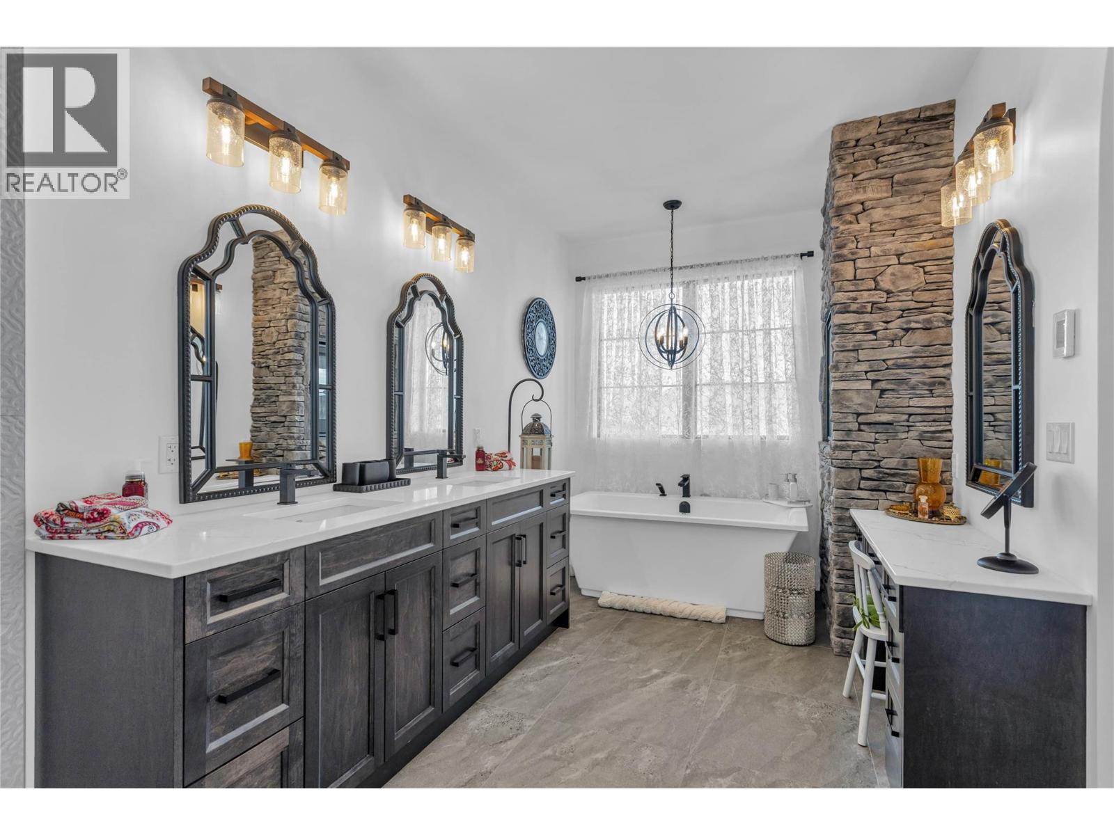164 Sunset Boulevard, Vernon, British Columbia  V1H 1T7 - Photo 21 - 10384204