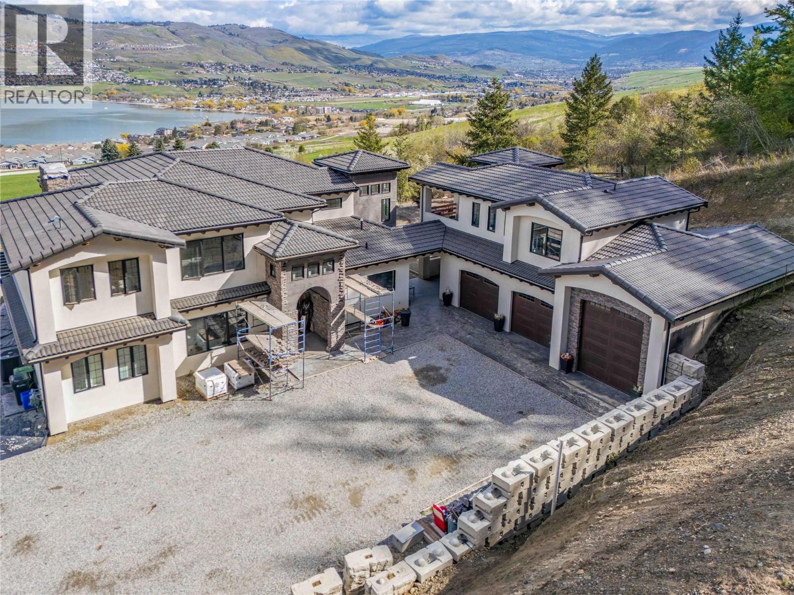 164 Sunset Boulevard, Vernon, British Columbia  V1H 1T7 - Photo 3 - 10384204