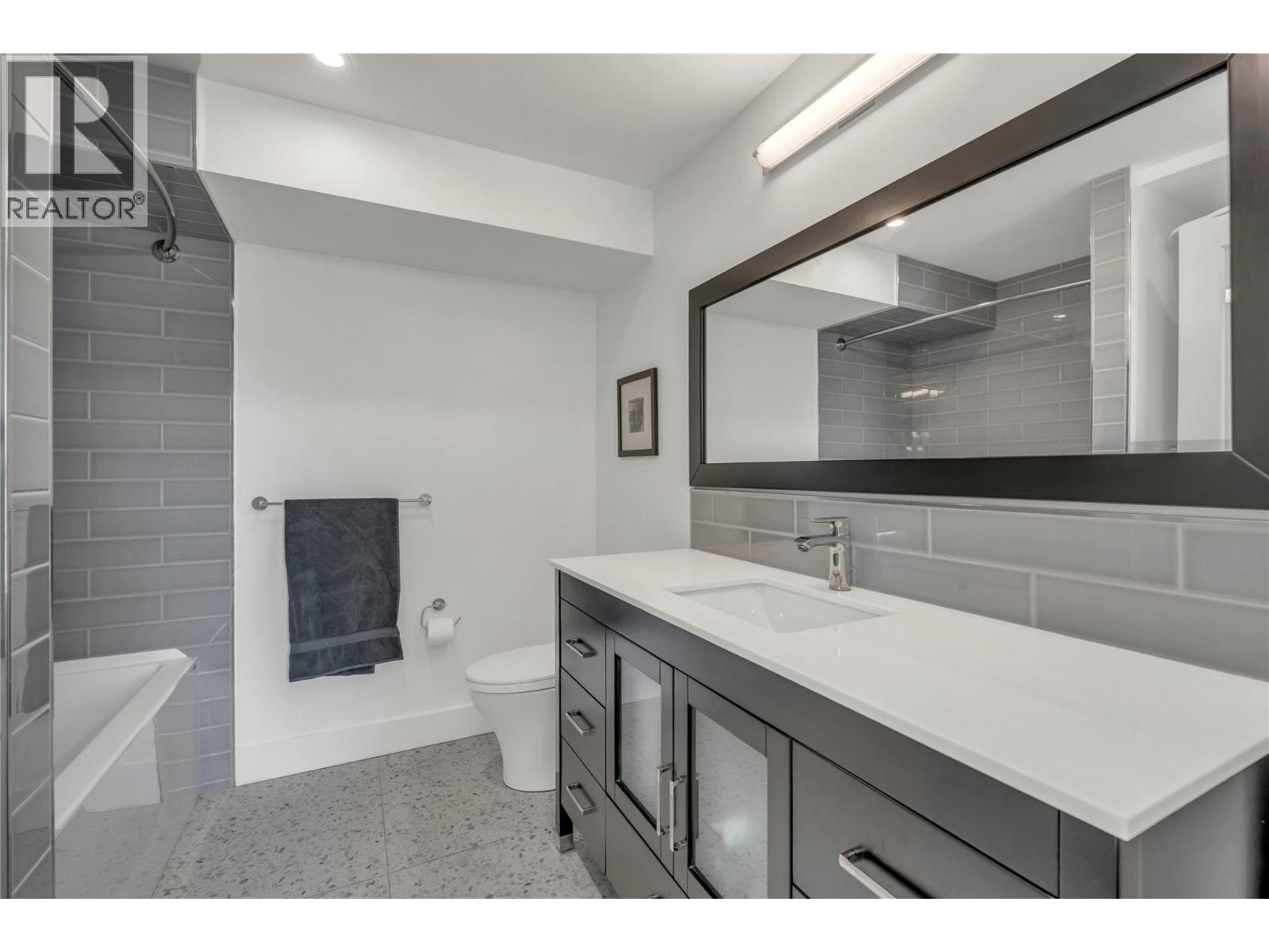 320 Parsons Road, Okanagan Falls, British Columbia  V0H 1R3 - Photo 39 - 10390476