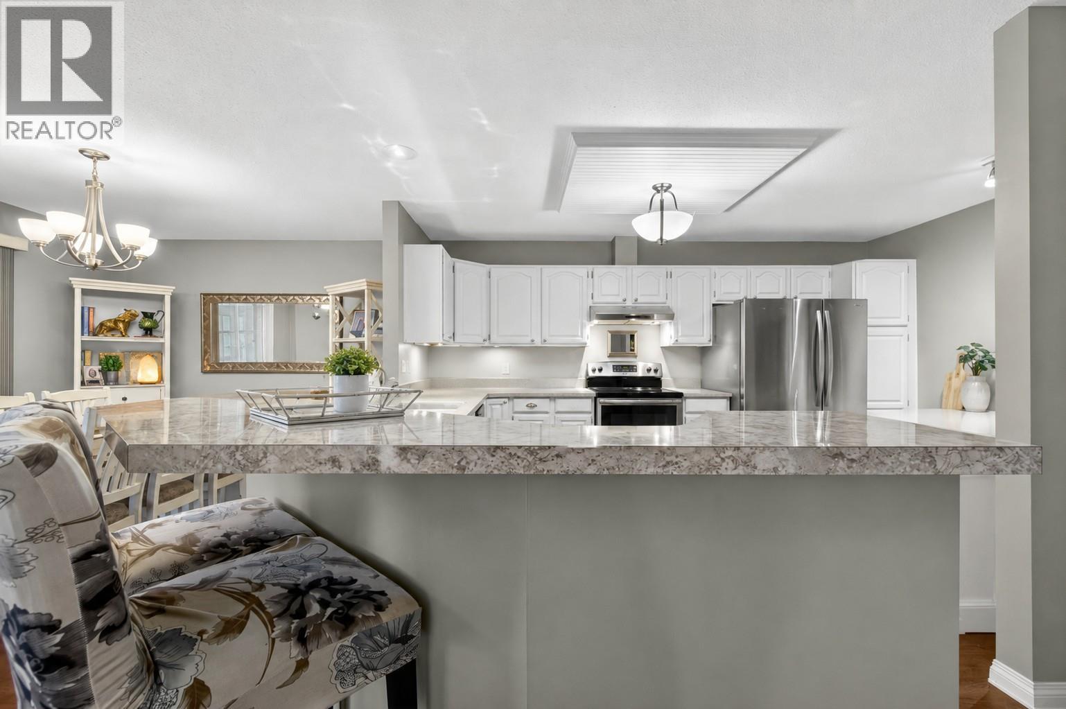 111 Harbourfront Drive Unit# 2, Salmon Arm, British Columbia  V1E 1A3 - Photo 15 - 10390394