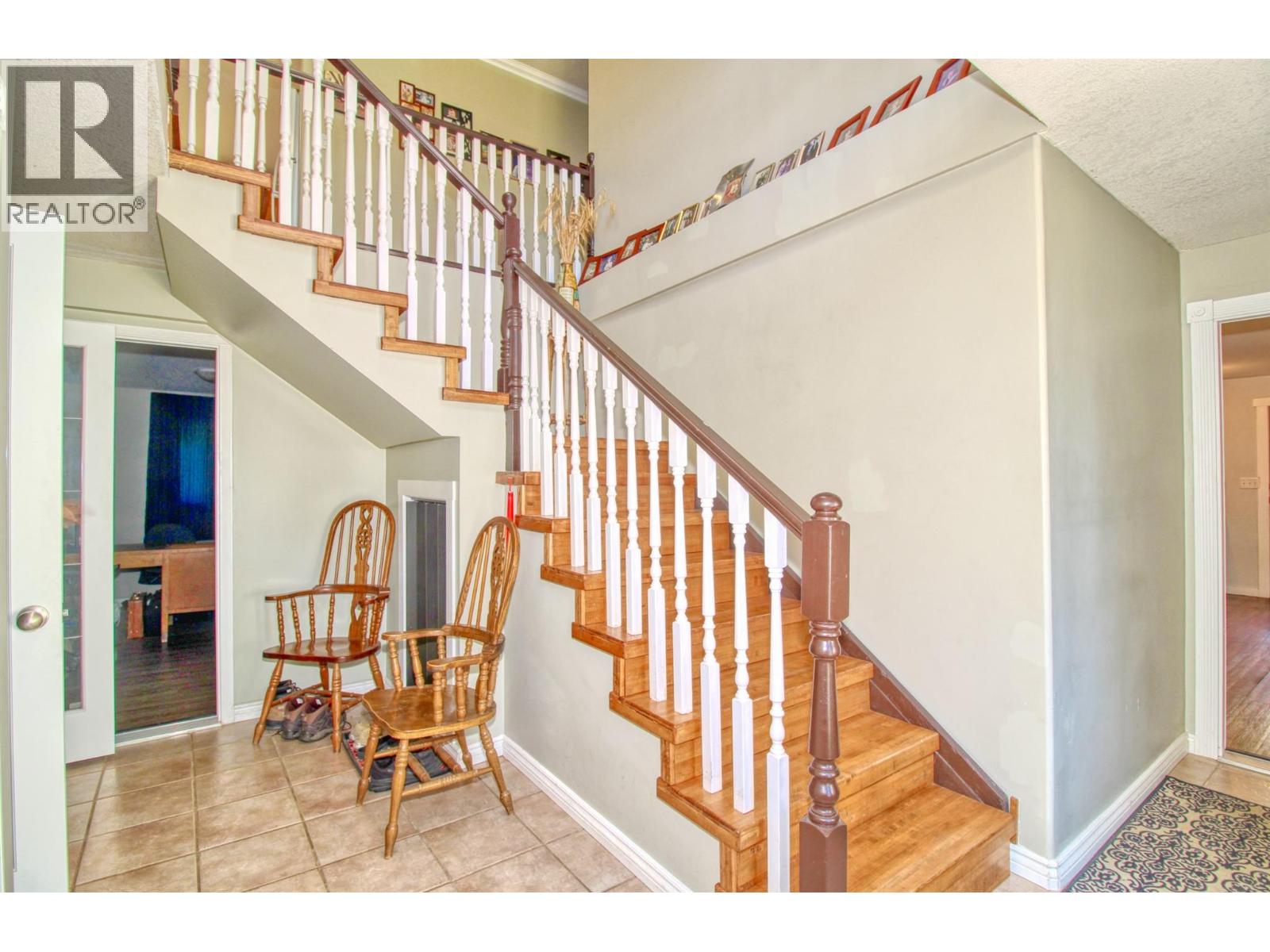 393 Northern View Drive, Vernon, British Columbia  V1H 2C3 - Photo 6 - 10390391