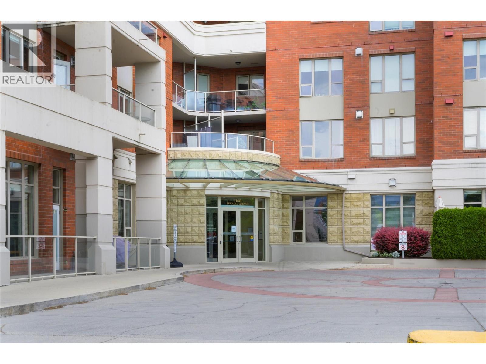1160 Bernard Avenue Unit# 1008, Kelowna, British Columbia  V1Y 6R2 - Photo 1 - 10390352
