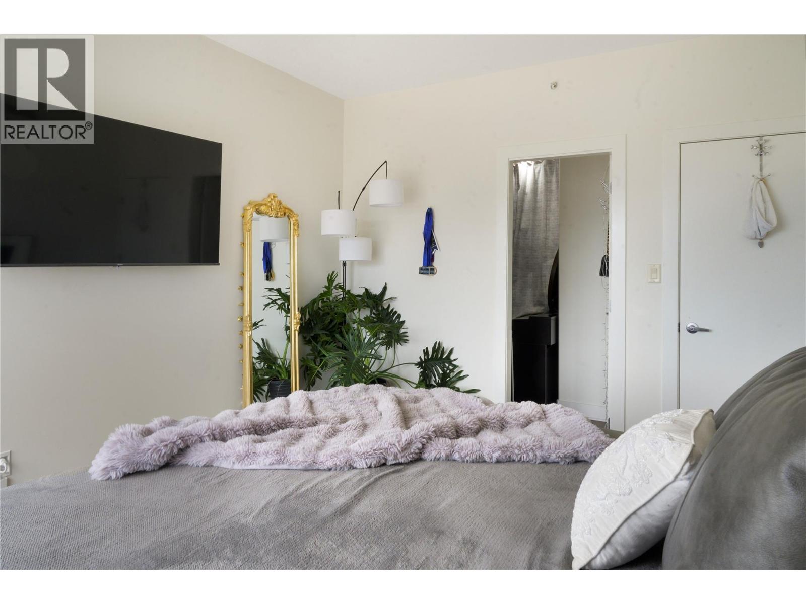 1160 Bernard Avenue Unit# 1008, Kelowna, British Columbia  V1Y 6R2 - Photo 23 - 10390352