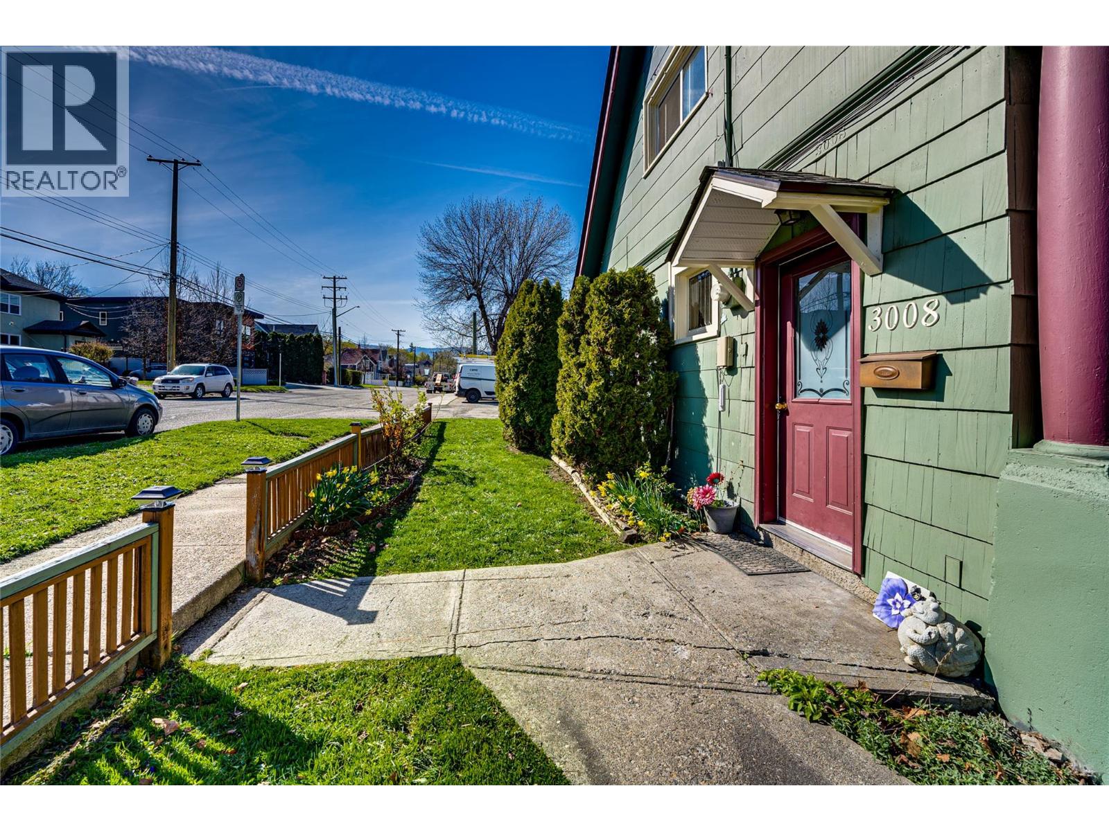 3008 26 Street, Vernon, British Columbia  V1T 4V1 - Photo 3 - 10389806
