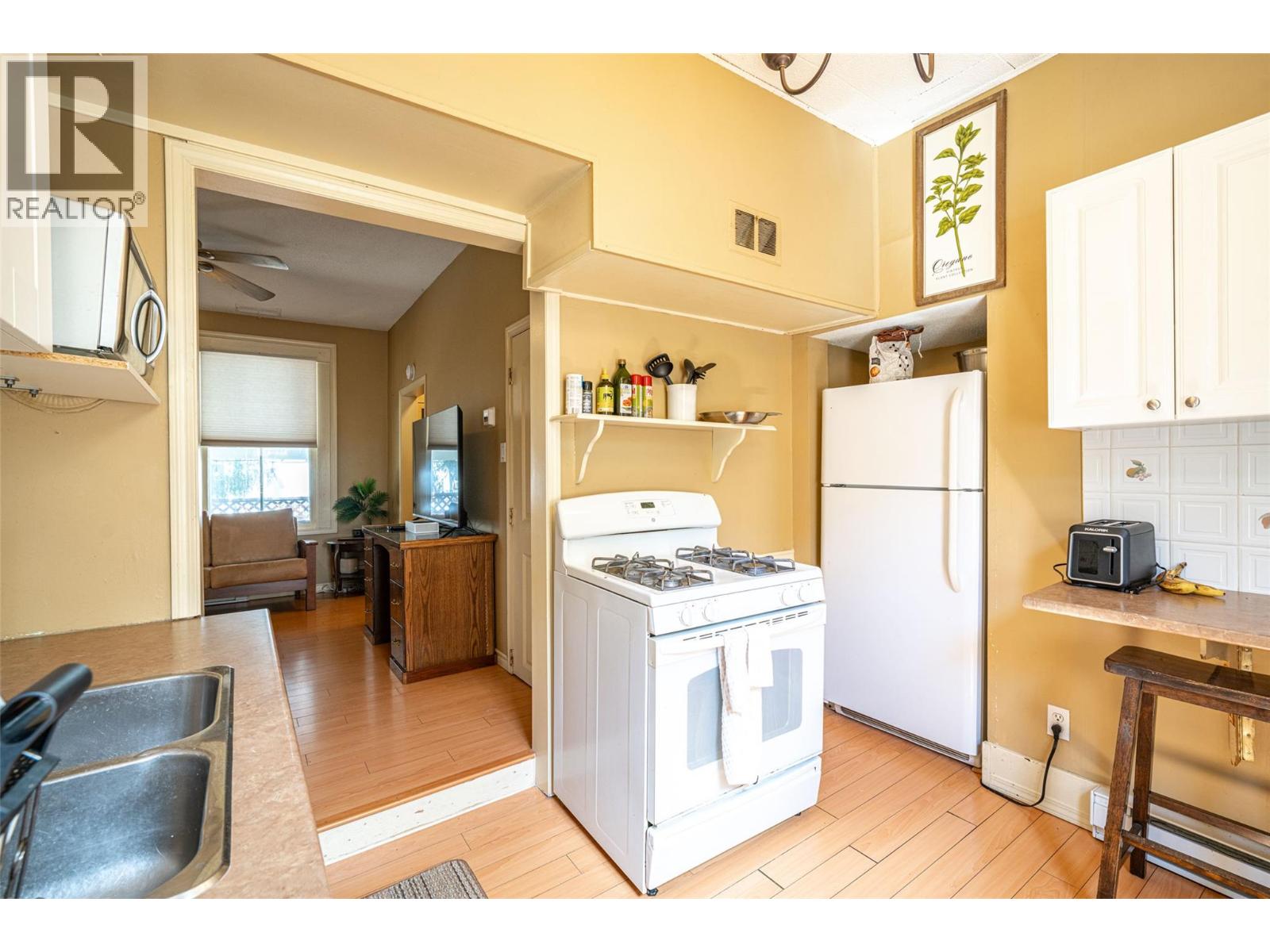 3008 26 Street, Vernon, British Columbia  V1T 4V1 - Photo 35 - 10389806