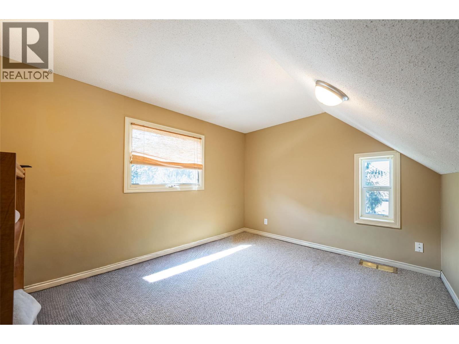 3008 26 Street, Vernon, British Columbia  V1T 4V1 - Photo 48 - 10389806