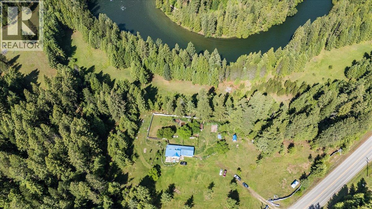 2621 3a Highway, Castlegar, British Columbia  V1N 3H3 - Photo 16 - 10390037