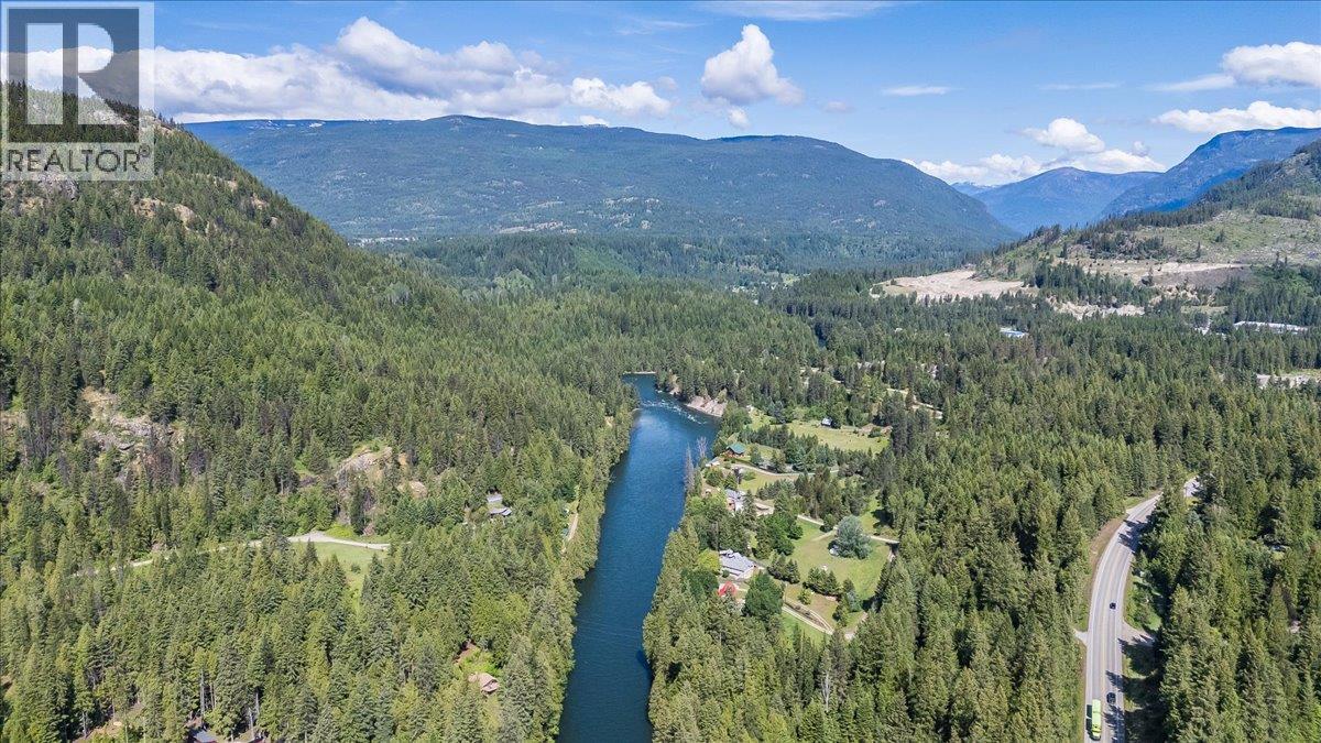2621 3a Highway, Castlegar, British Columbia  V1N 3H3 - Photo 18 - 10390037