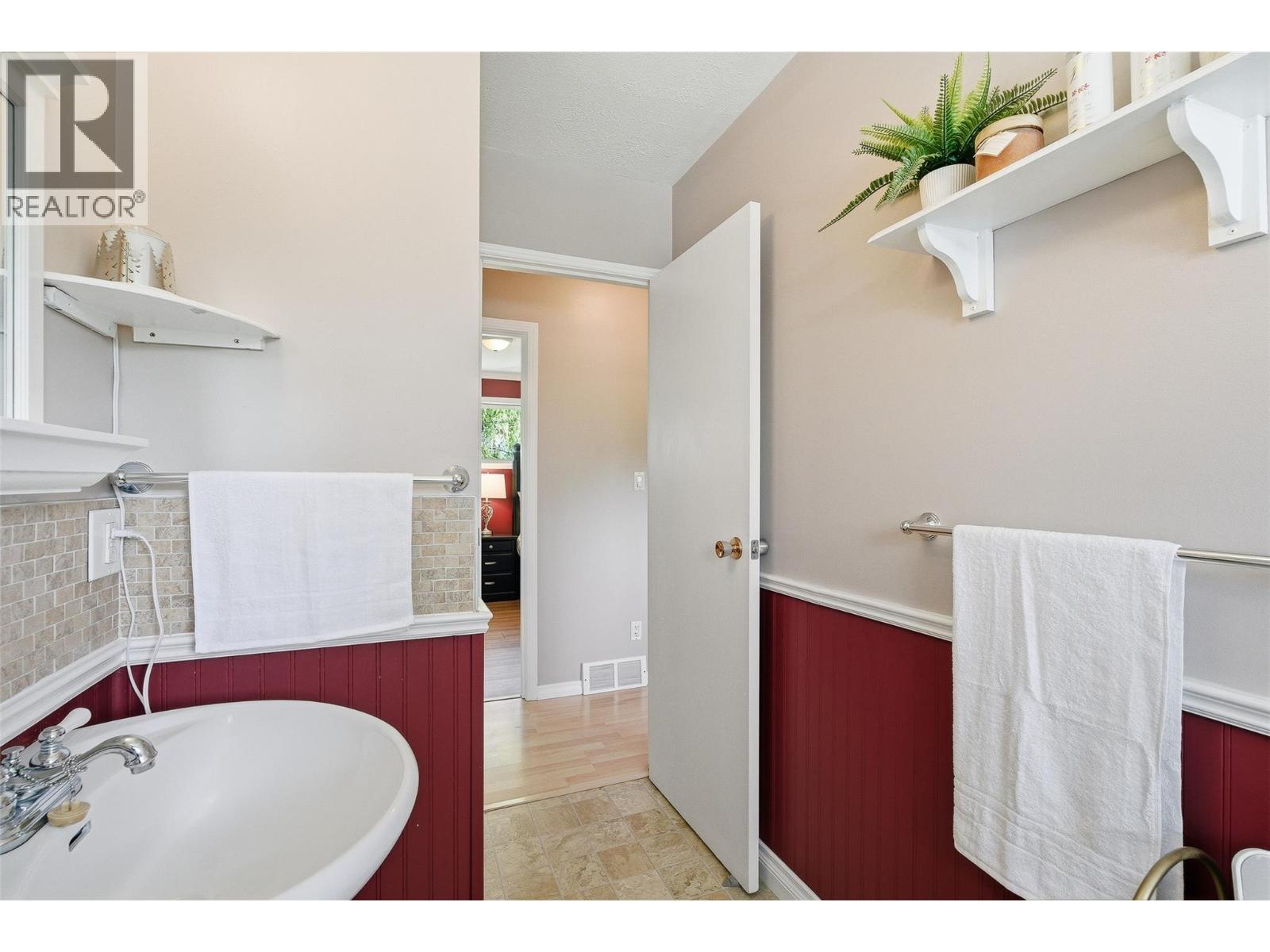 2920 Ransom Avenue, Merritt, British Columbia  V1K 1E7 - Photo 27 - 10389079