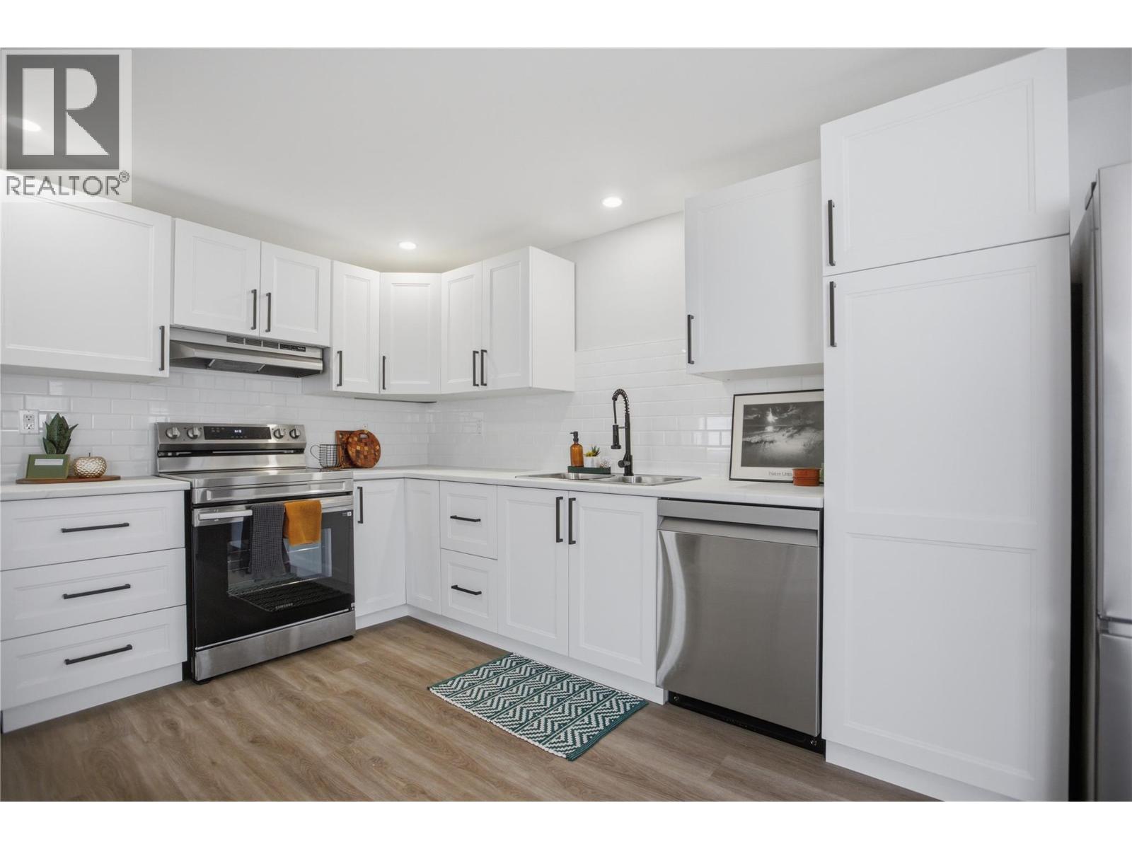 3 Pluto Drive Unit# 3p, Kamloops, British Columbia  V2B 1A6 - Photo 16 - 10390441