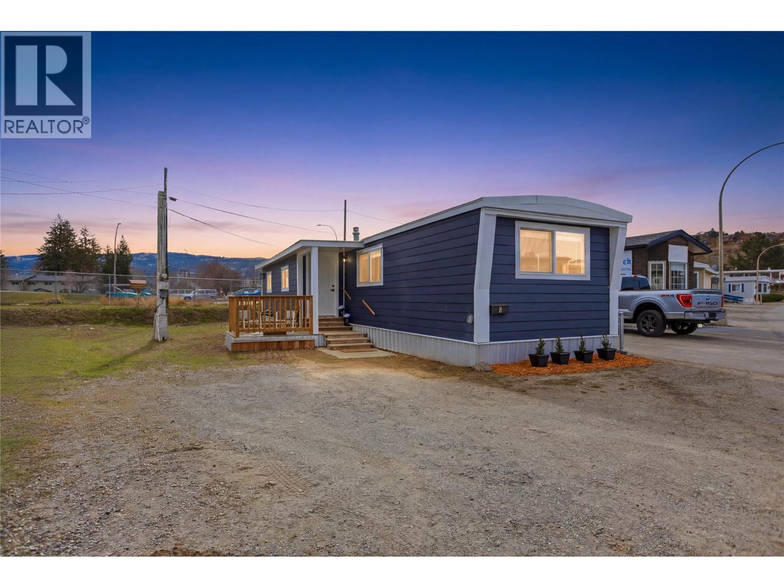 3 Pluto Drive Unit# 3p, Kamloops, British Columbia  V2B 1A6 - Photo 4 - 10390441