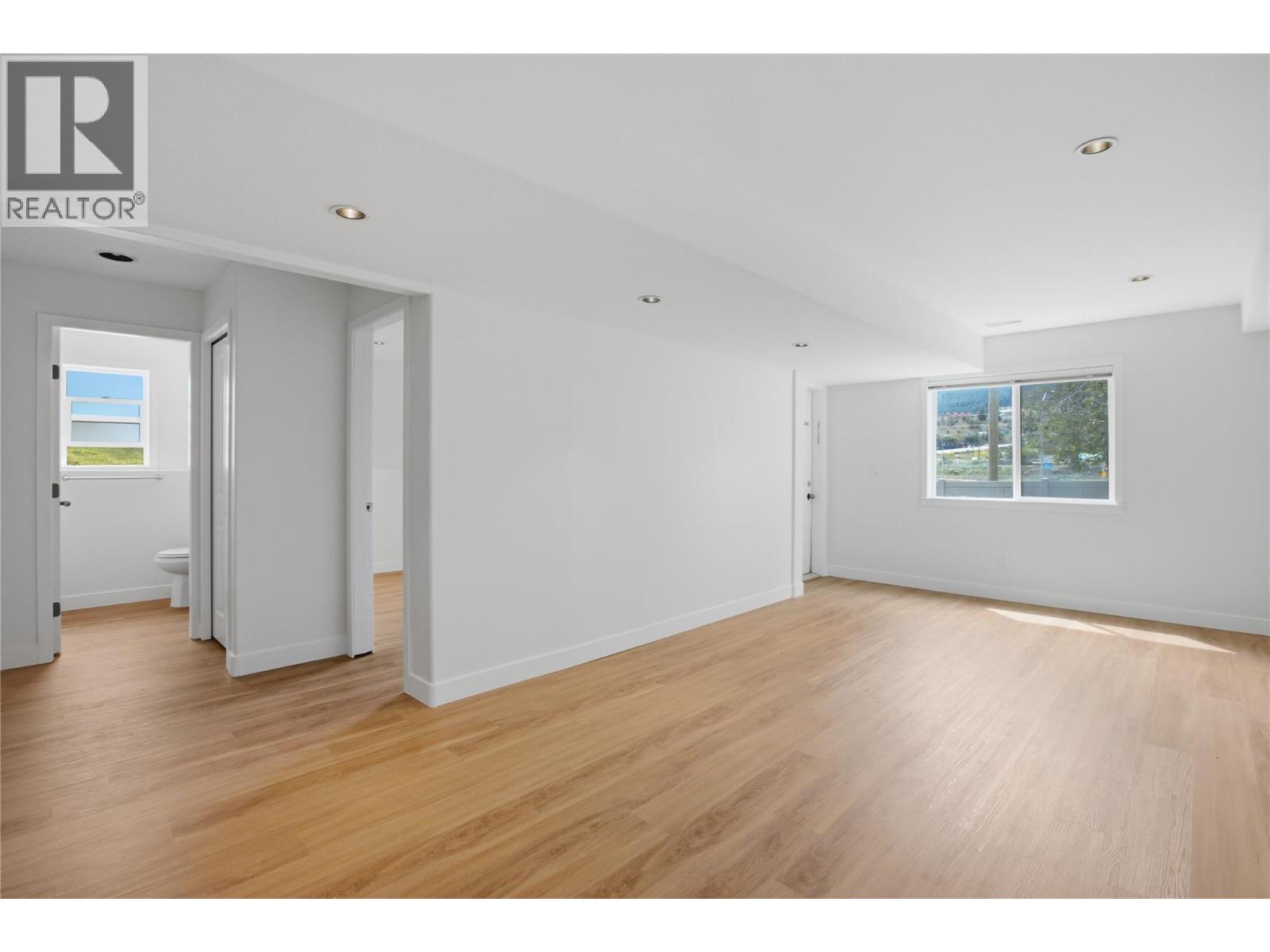 1940 Hillside Drive Unit# 1, Kamloops, British Columbia  V2E 2T3 - Photo 15 - 10390299