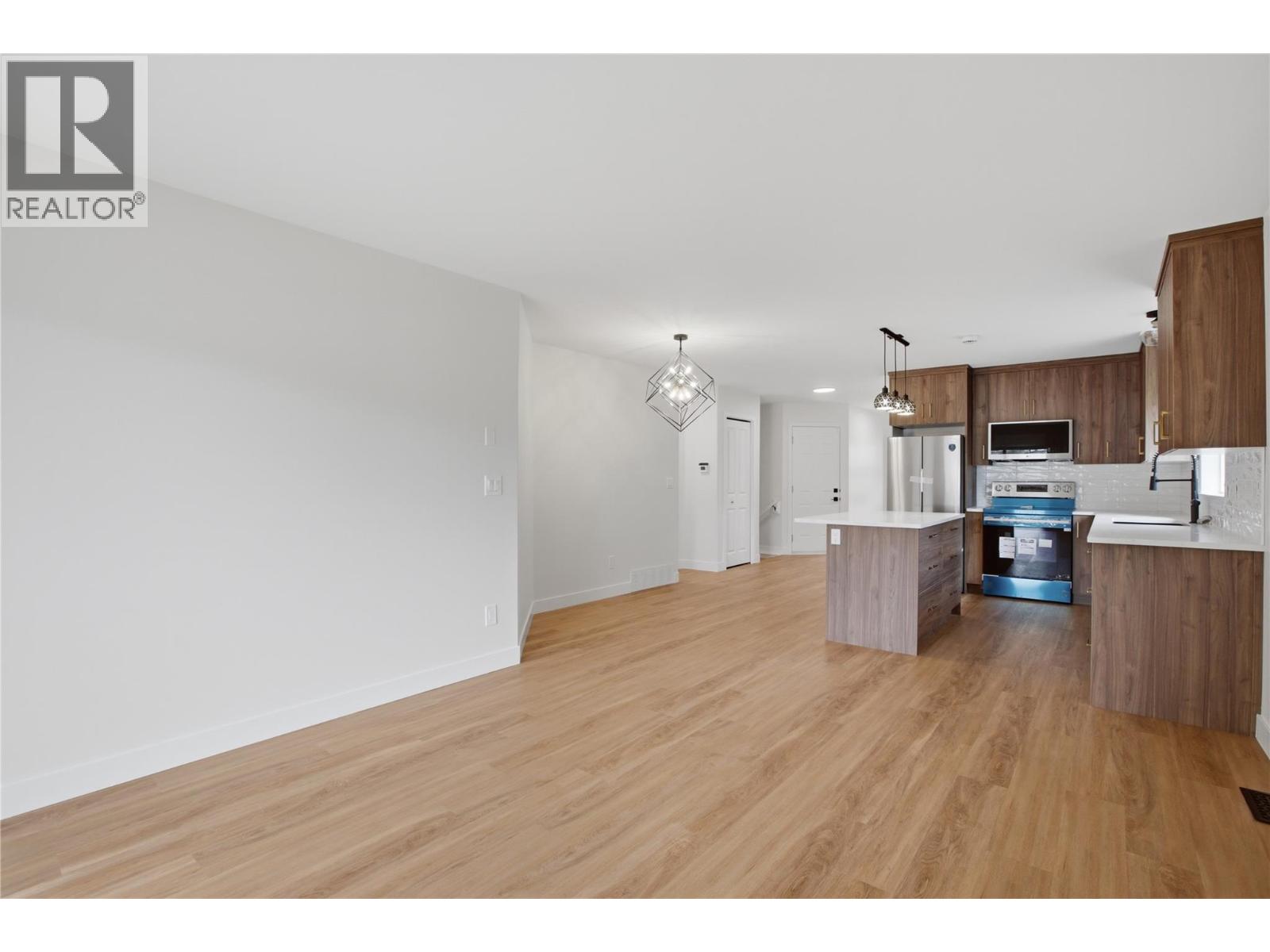 1940 Hillside Drive Unit# 1, Kamloops, British Columbia  V2E 2T3 - Photo 19 - 10390299