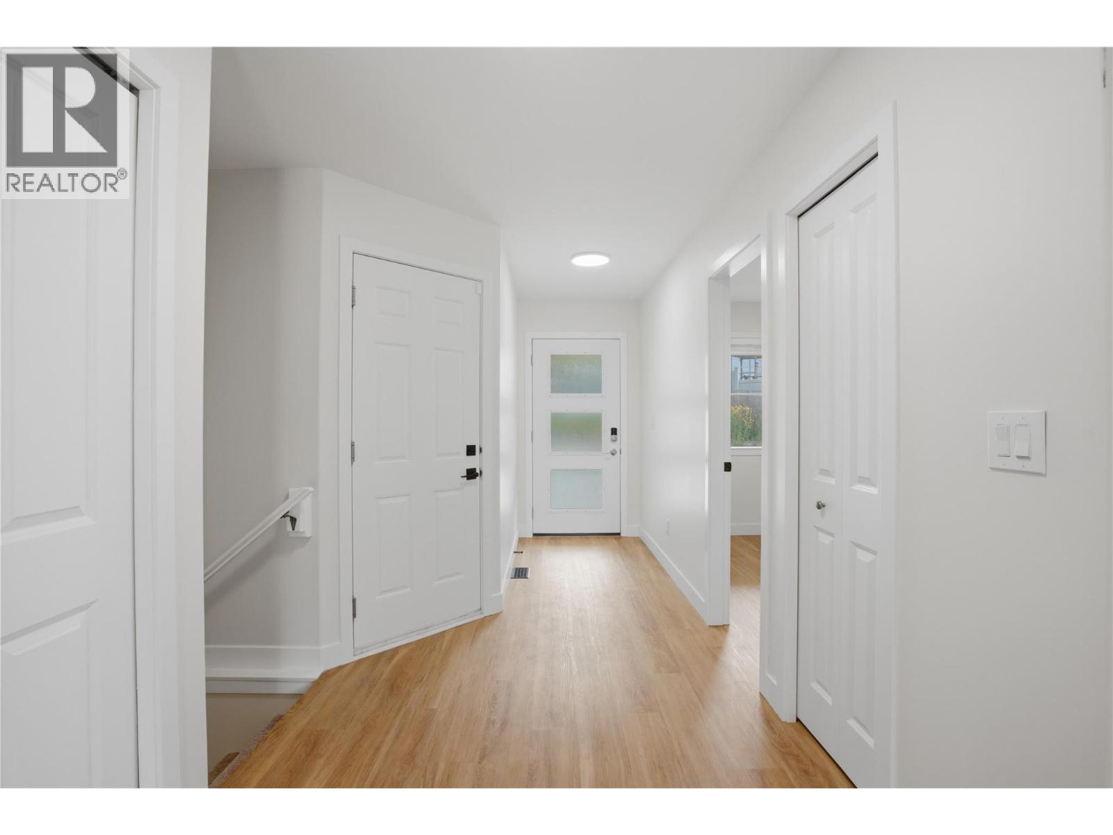 1940 Hillside Drive Unit# 1, Kamloops, British Columbia  V2E 2T3 - Photo 26 - 10390299