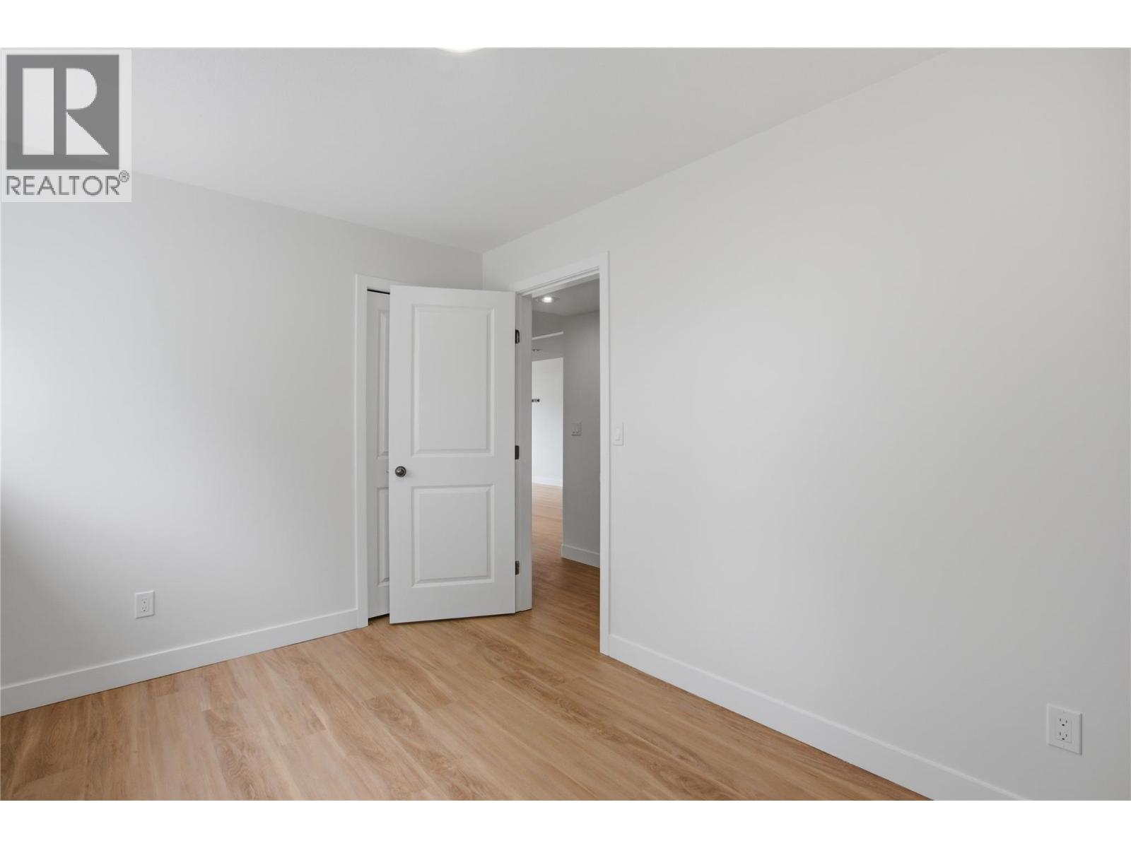 1940 Hillside Drive Unit# 1, Kamloops, British Columbia  V2E 2T3 - Photo 30 - 10390299