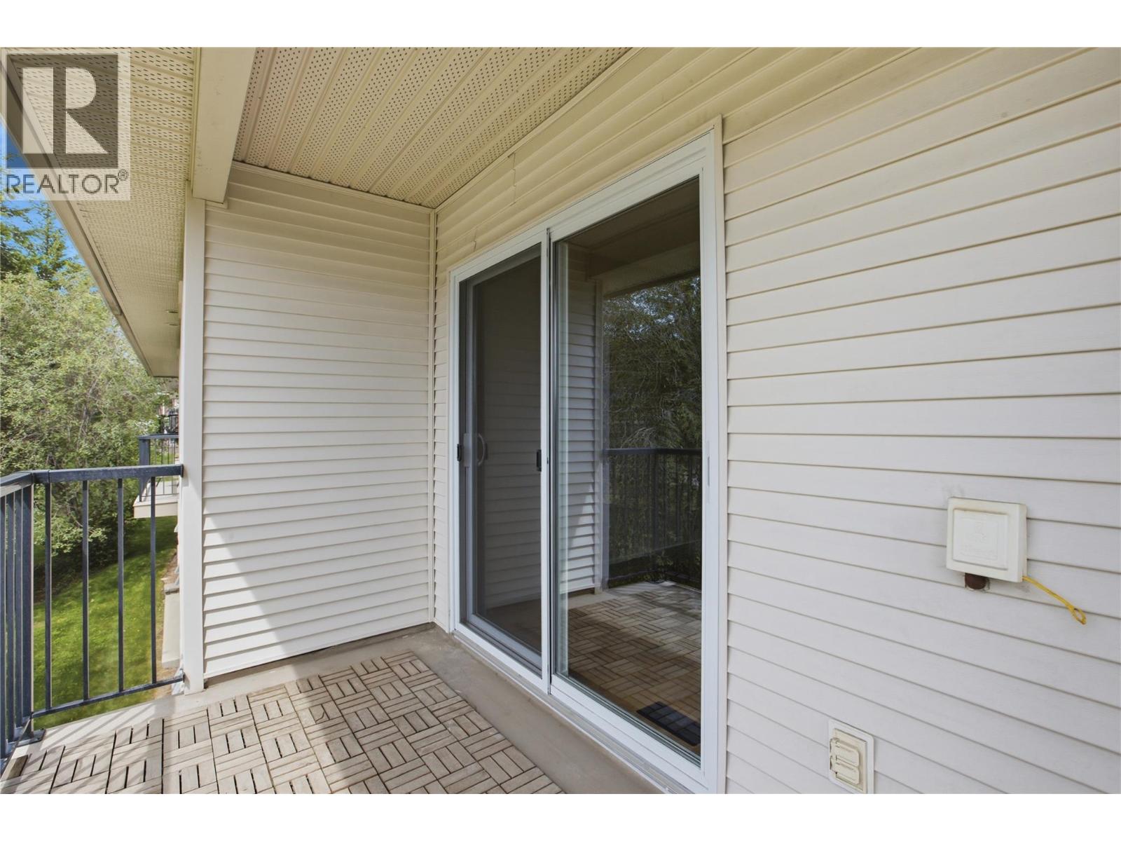 1940 Hillside Drive Unit# 1, Kamloops, British Columbia  V2E 2T3 - Photo 33 - 10390299
