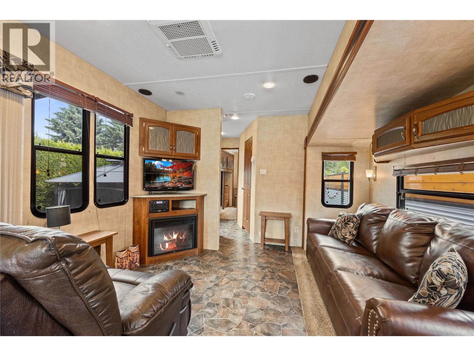 415 Commonwealth Road Unit# 197, Kelowna, British Columbia  V4V 1P4 - Photo 10 - 10390357