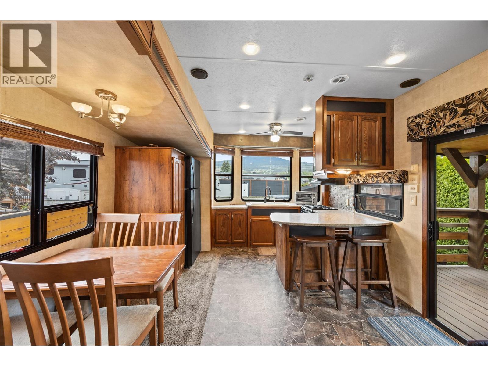 415 Commonwealth Road Unit# 197, Kelowna, British Columbia  V4V 1P4 - Photo 6 - 10390357