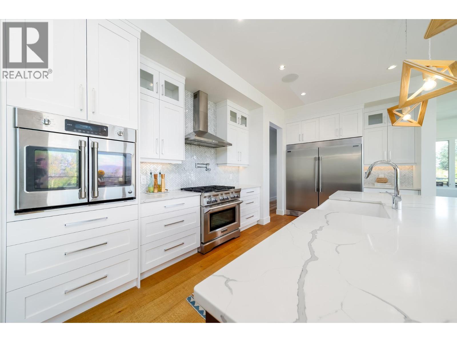 4451 Hayes Road, Kelowna, British Columbia  V1W 5A7 - Photo 17 - 10389460
