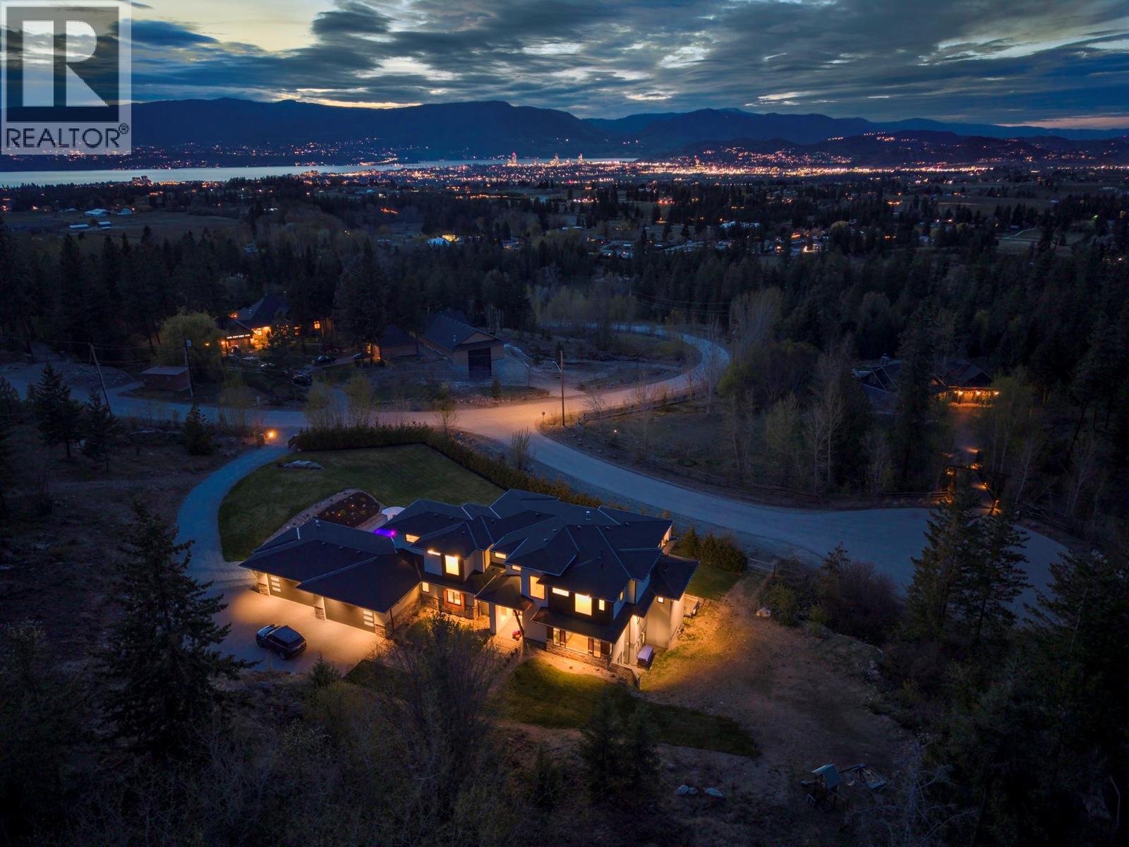 4451 Hayes Road, Kelowna, British Columbia  V1W 5A7 - Photo 5 - 10389460