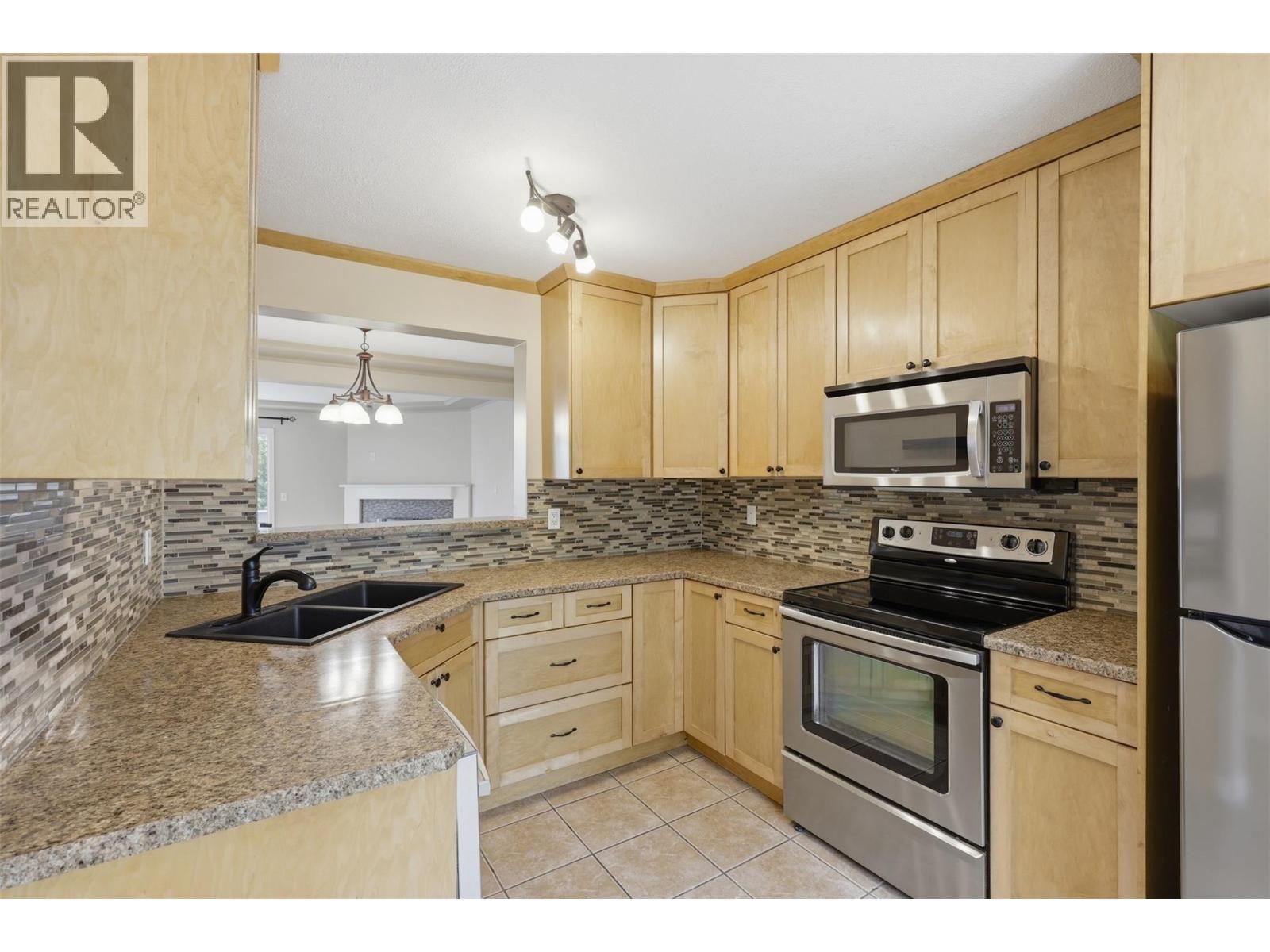 1810 Springhill Drive Unit# 12, Kamloops, British Columbia  V2E 1P9 - Photo 13 - 10390498
