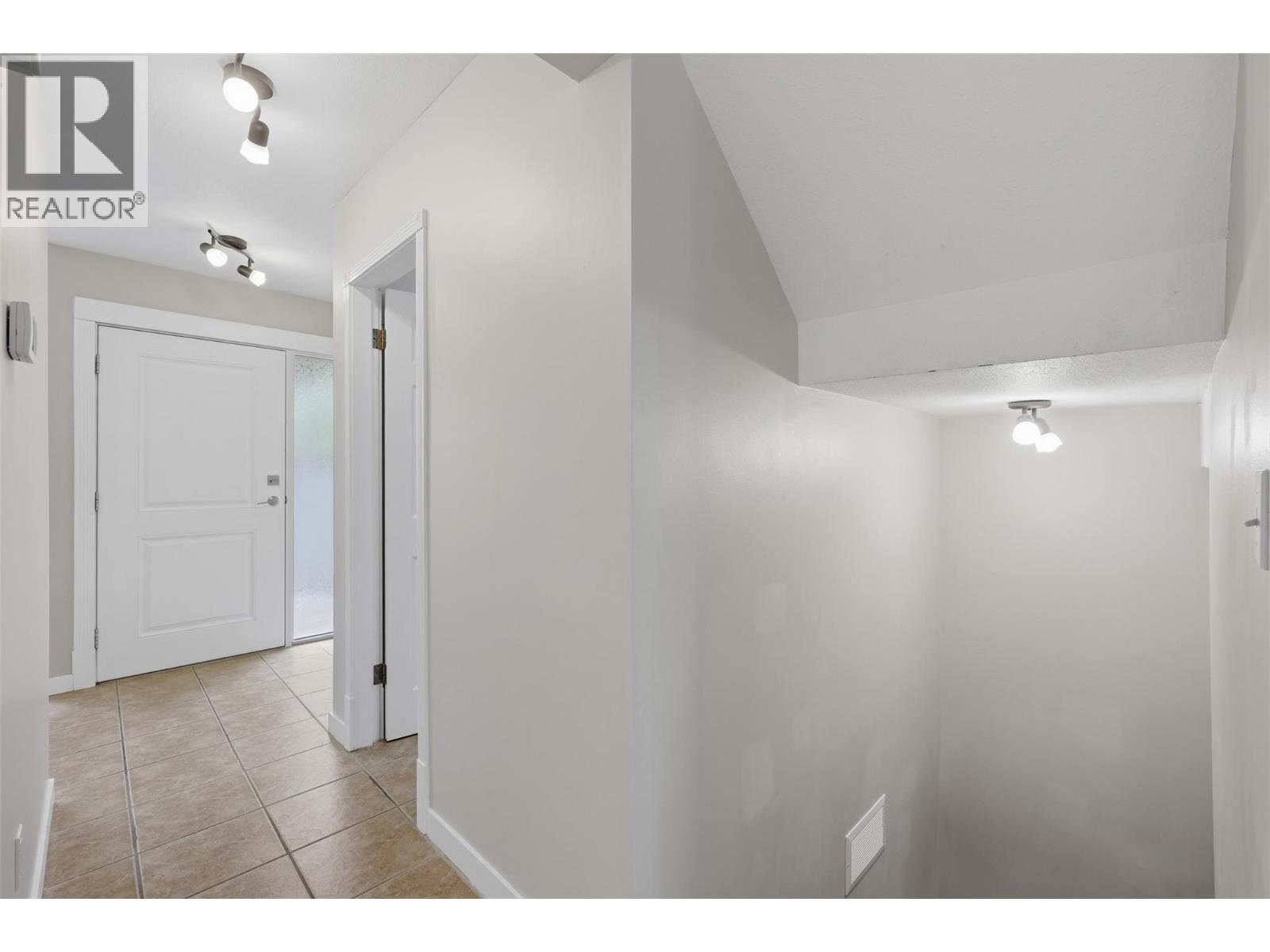 1810 Springhill Drive Unit# 12, Kamloops, British Columbia  V2E 1P9 - Photo 34 - 10390498