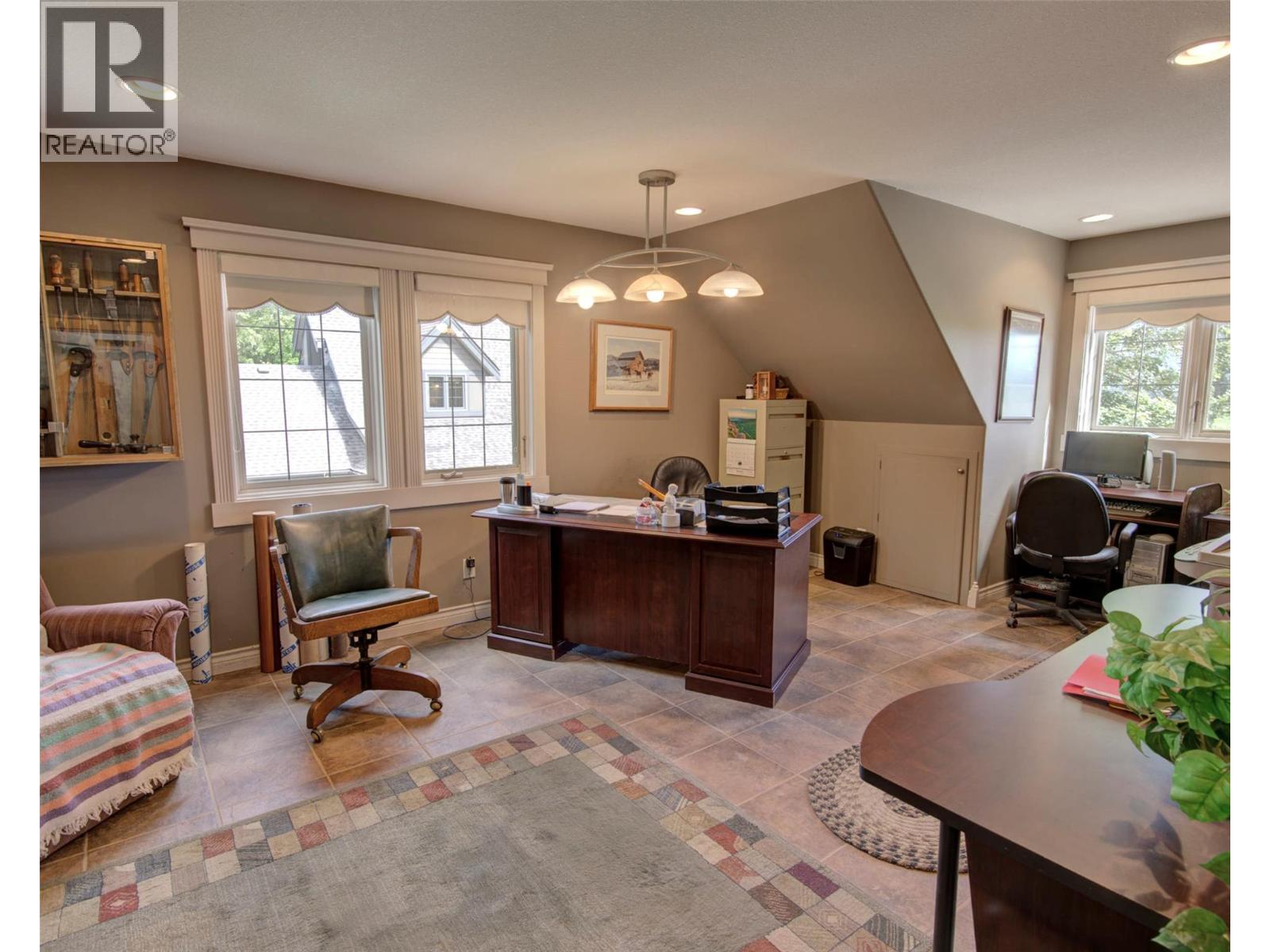 4201 Highland Park Road, Armstrong, British Columbia  V4Y 0L3 - Photo 49 - 10390322