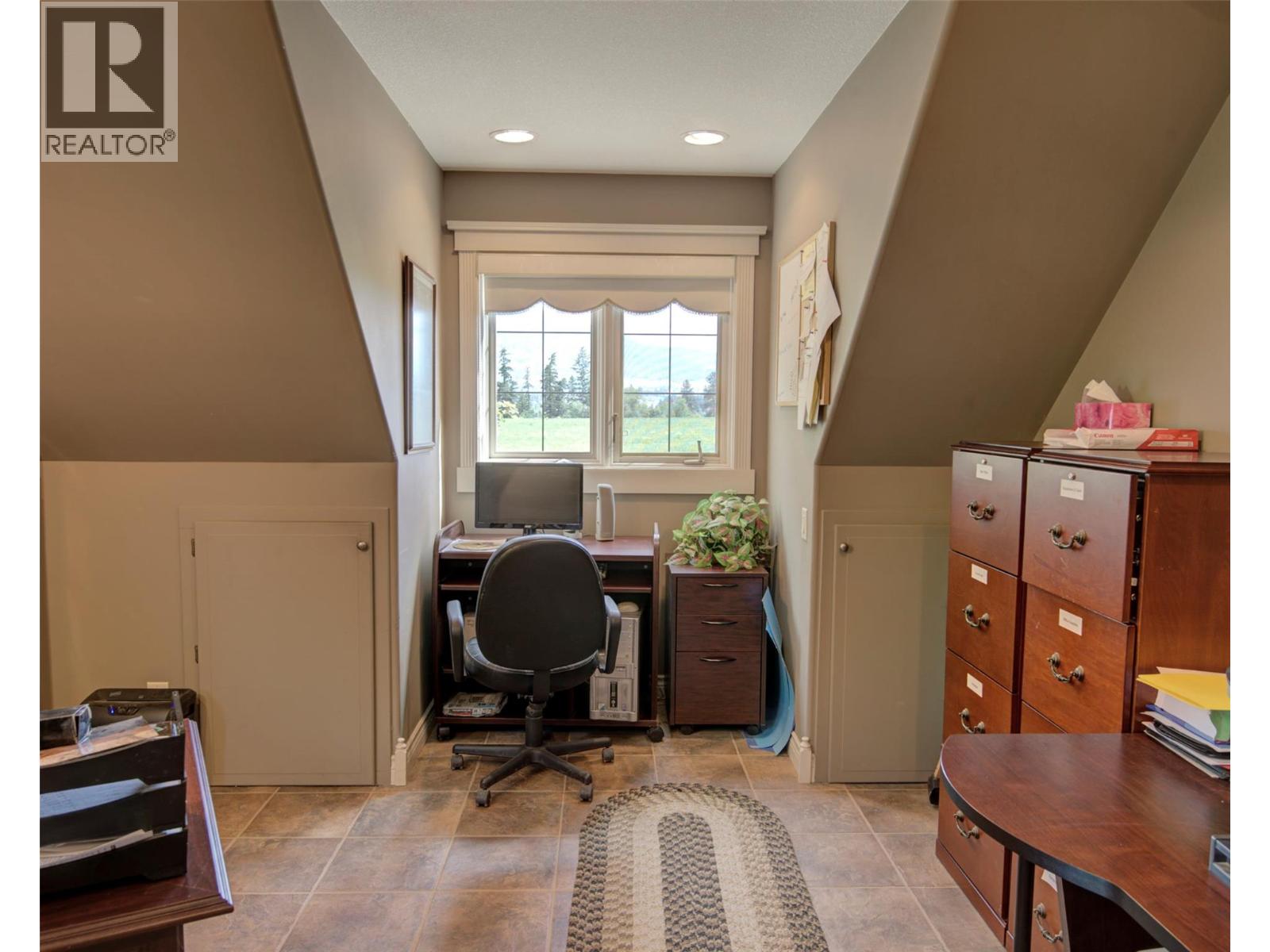 4201 Highland Park Road, Armstrong, British Columbia  V4Y 0L3 - Photo 50 - 10390322