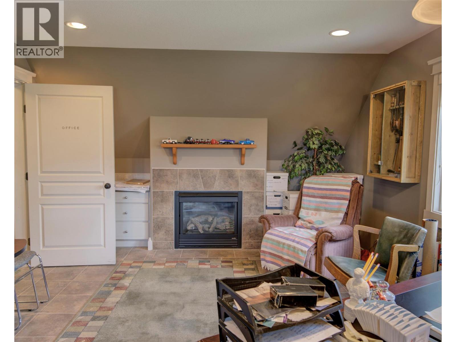 4201 Highland Park Road, Armstrong, British Columbia  V4Y 0L3 - Photo 52 - 10390322