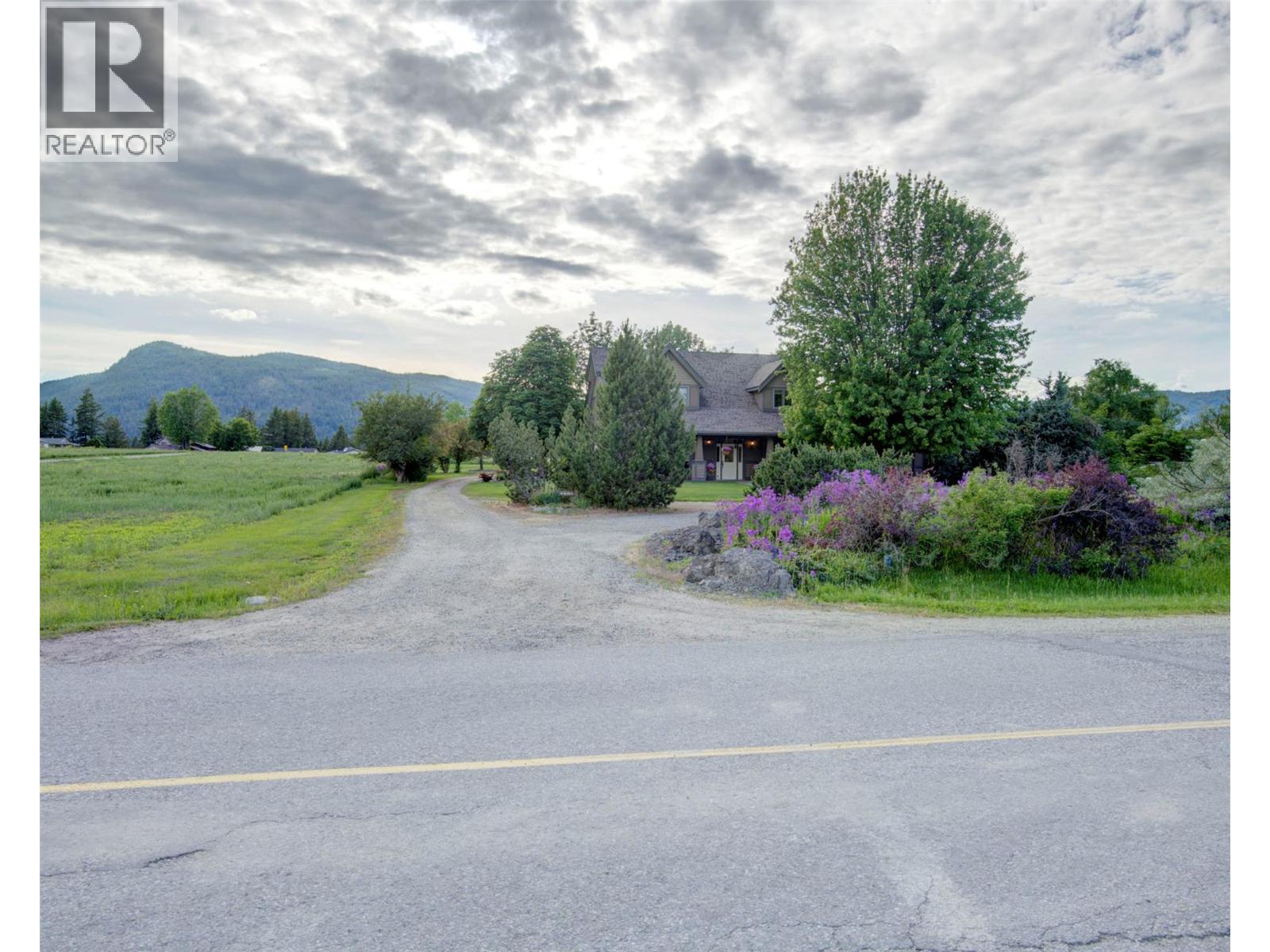 4201 Highland Park Road, Armstrong, British Columbia  V4Y 0L3 - Photo 89 - 10390322