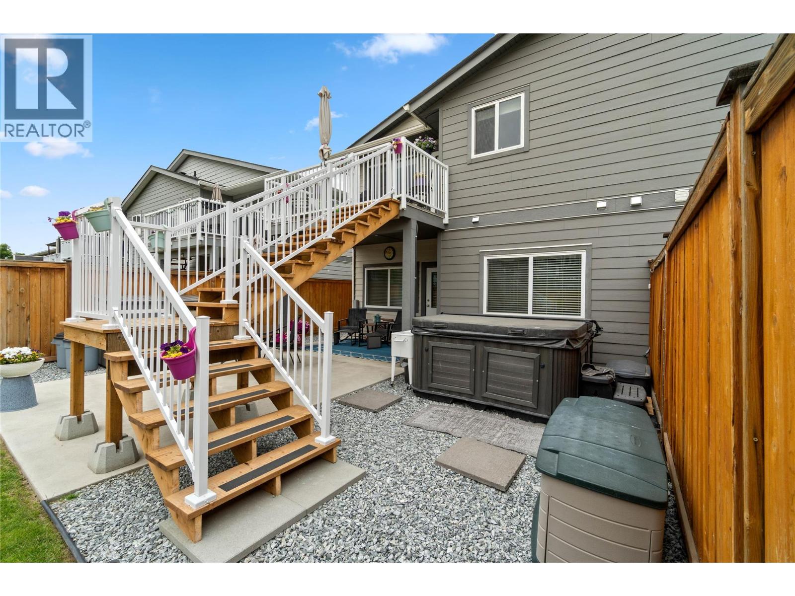 2363 Parkcrest Avenue, Kamloops, British Columbia  V2B 4Y2 - Photo 4 - 10390264