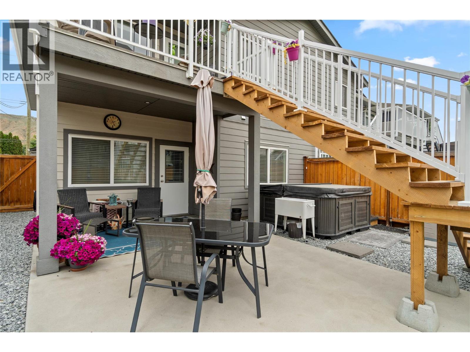 2363 Parkcrest Avenue, Kamloops, British Columbia  V2B 4Y2 - Photo 8 - 10390264