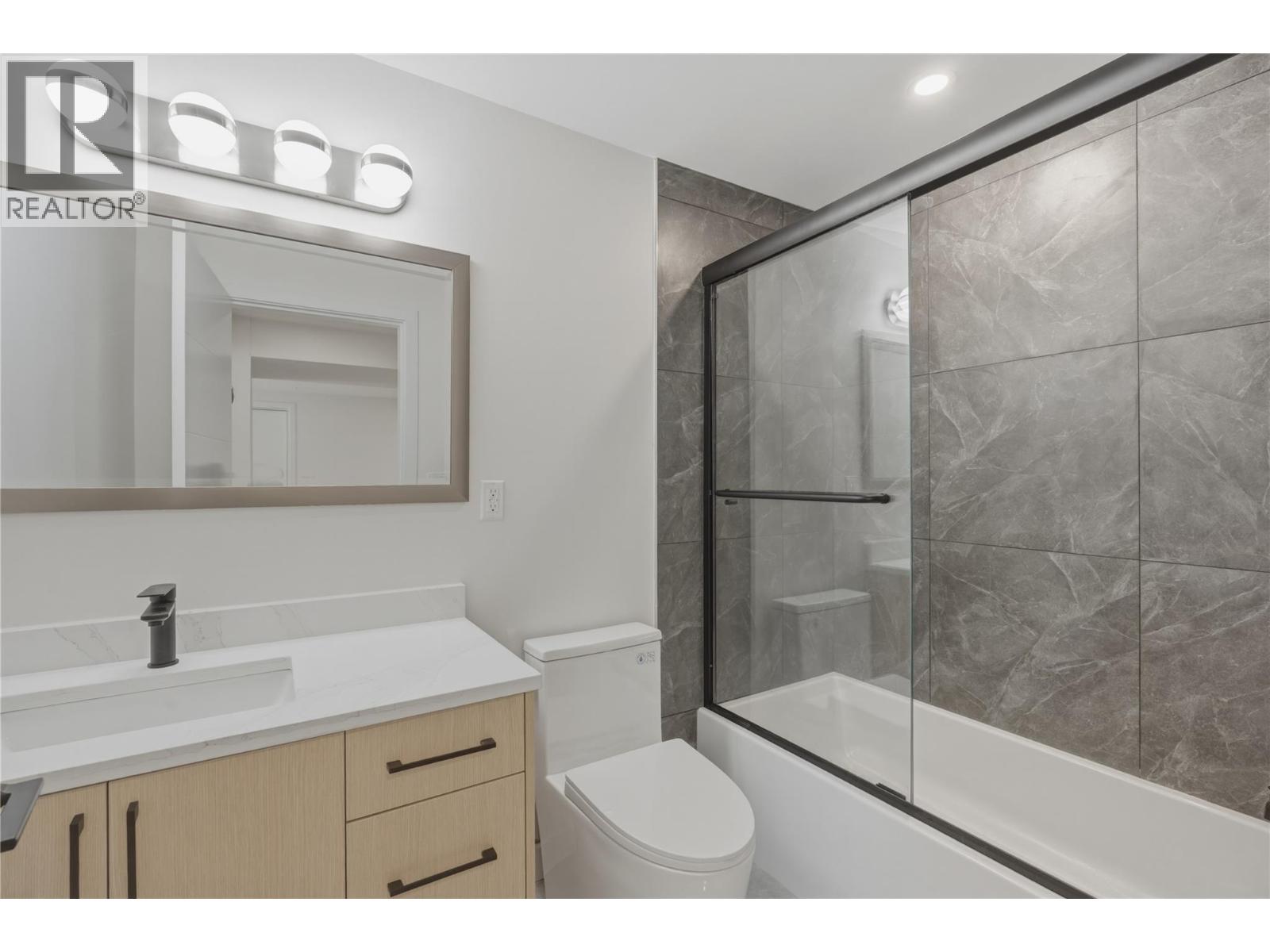 1259 Hook Drive, Kamloops, British Columbia  V2B 7S8 - Photo 16 - 10390461