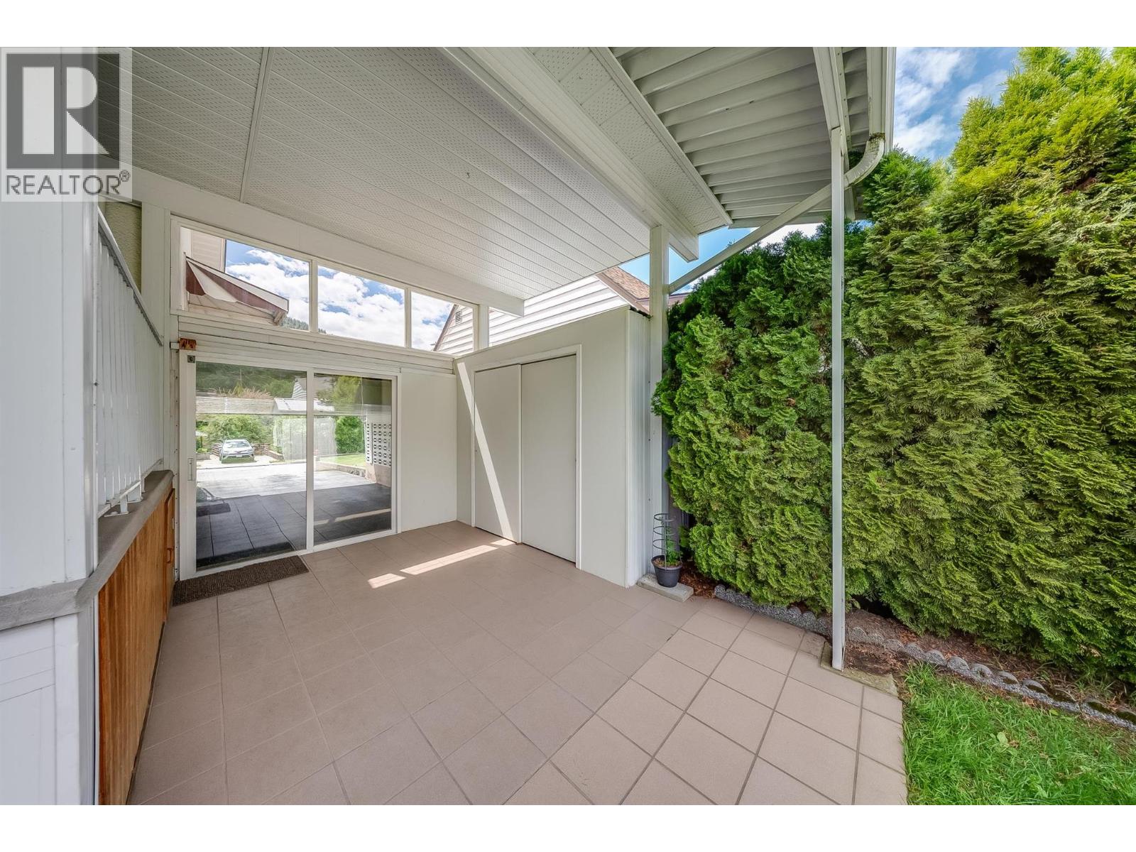 3311 Dahlia Crescent, Trail, British Columbia  V1R 2Y1 - Photo 34 - 10390517