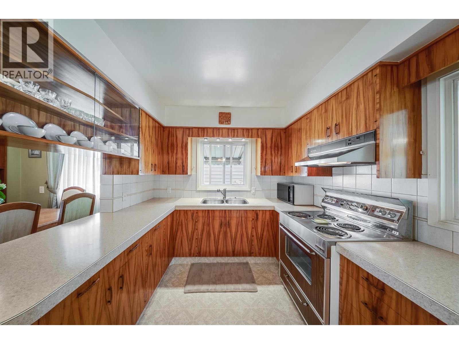 3311 Dahlia Crescent, Trail, British Columbia  V1R 2Y1 - Photo 7 - 10390517